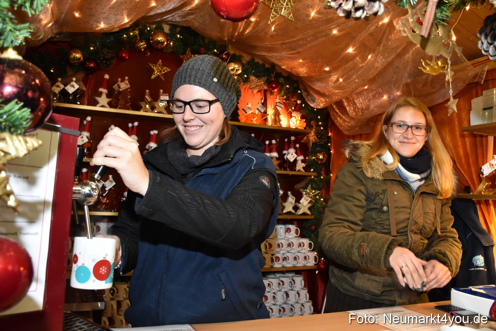Weihnachtsmarkt Neumarkt 301117 0080