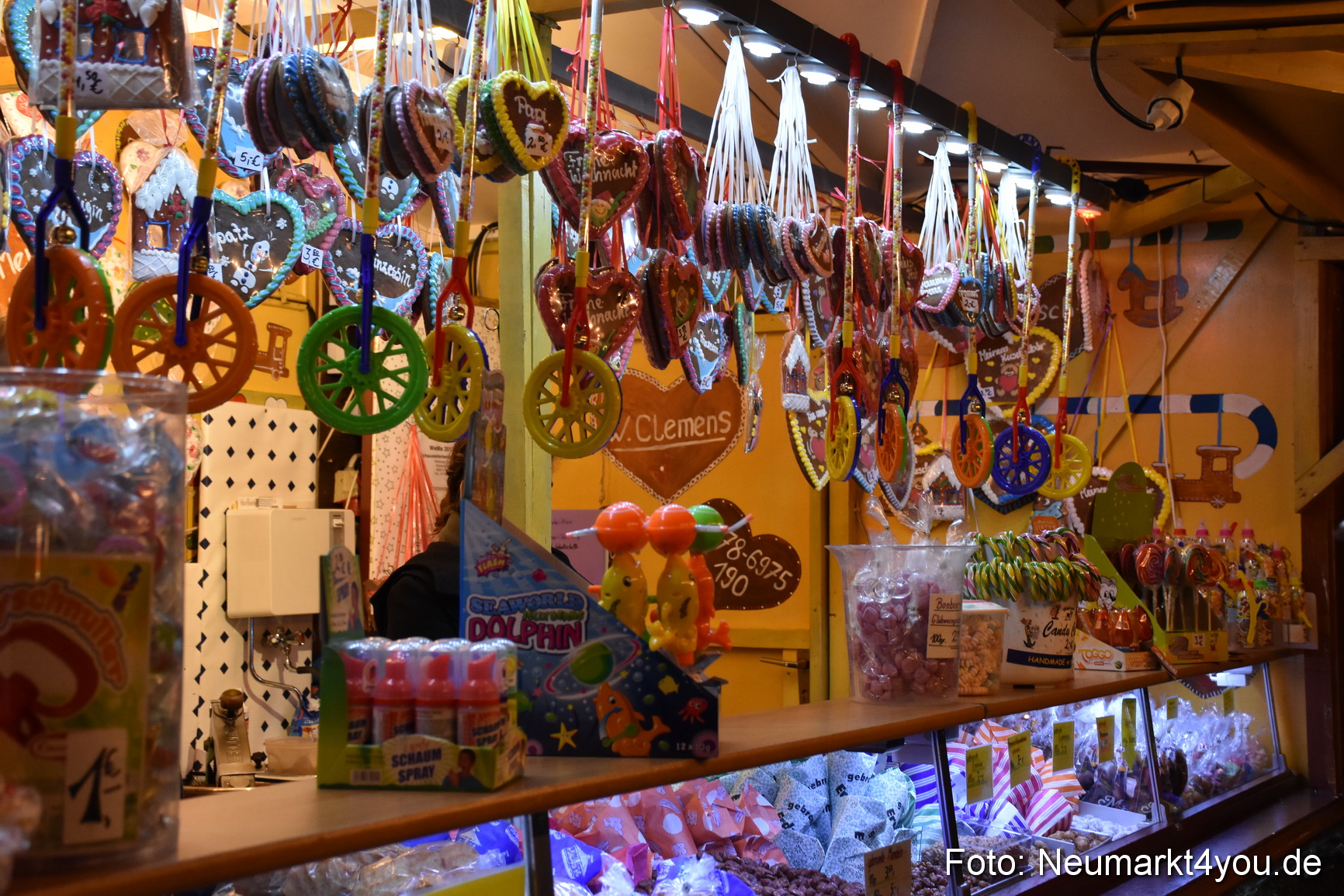 Weihnachtsmarkt Neumarkt 301117 0082