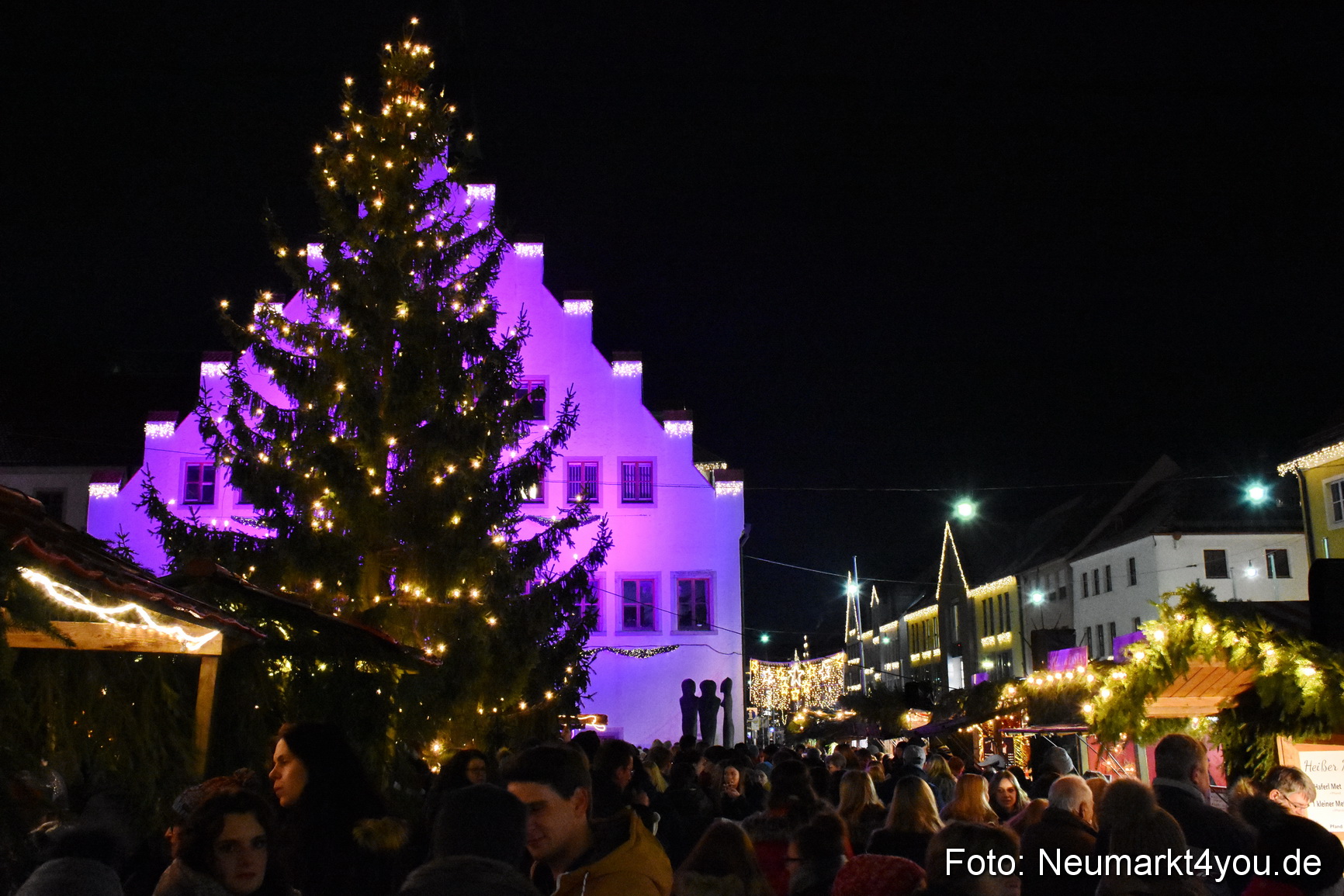 Weihnachtsmarkt Neumarkt 301117 0088