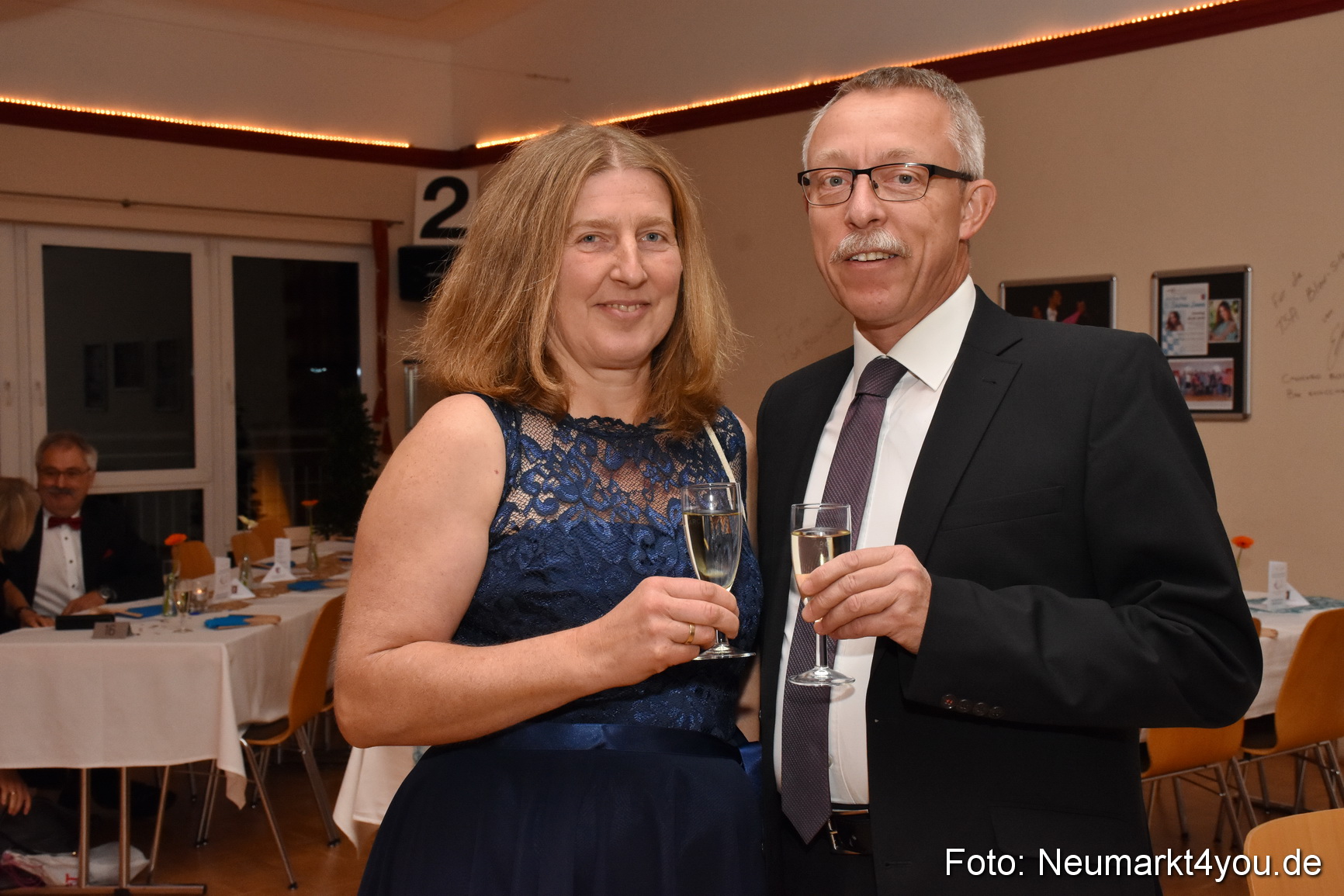 41 Herbstball Blau Silber ASV Neumarkt 0015