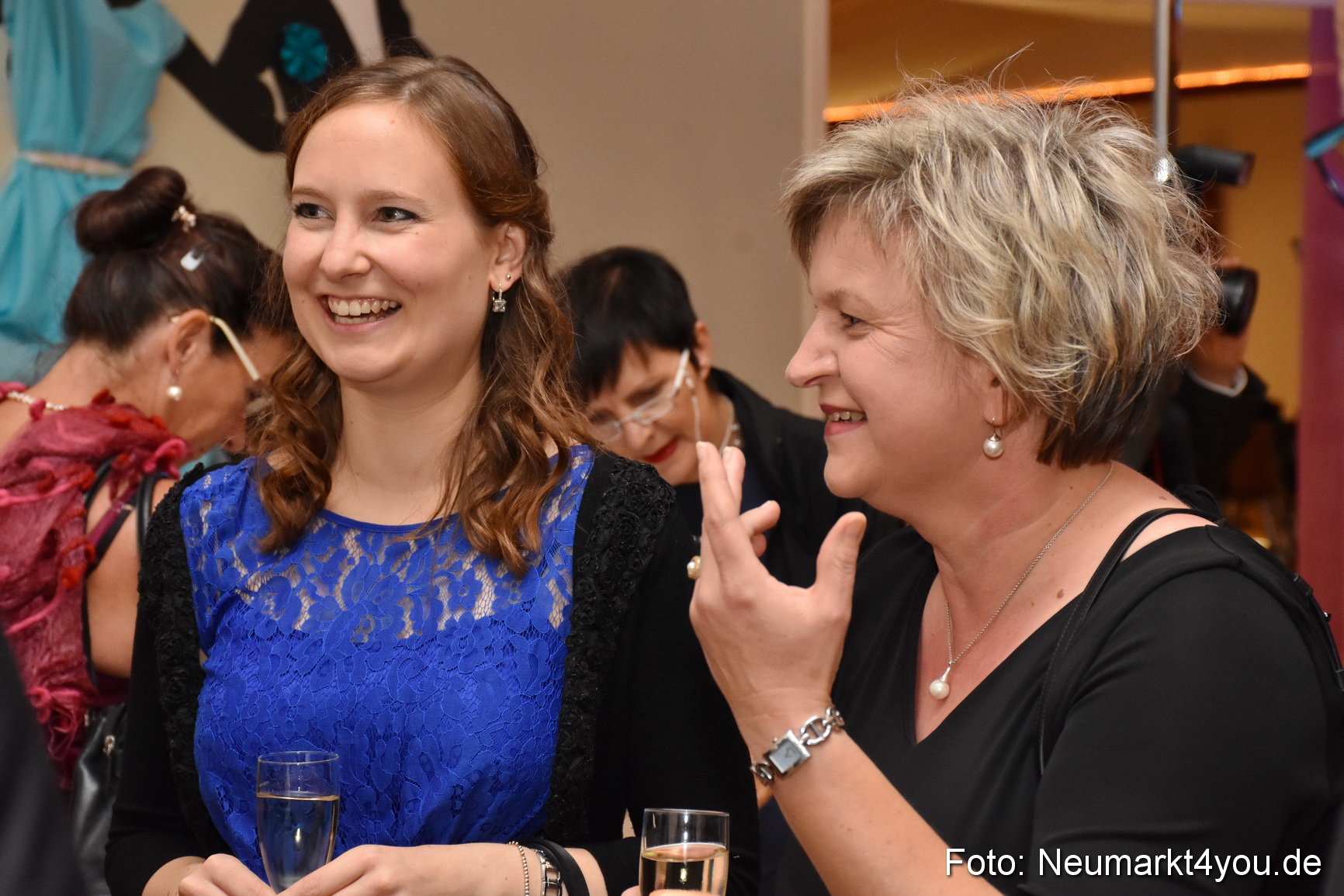 41 Herbstball Blau Silber ASV Neumarkt 0021