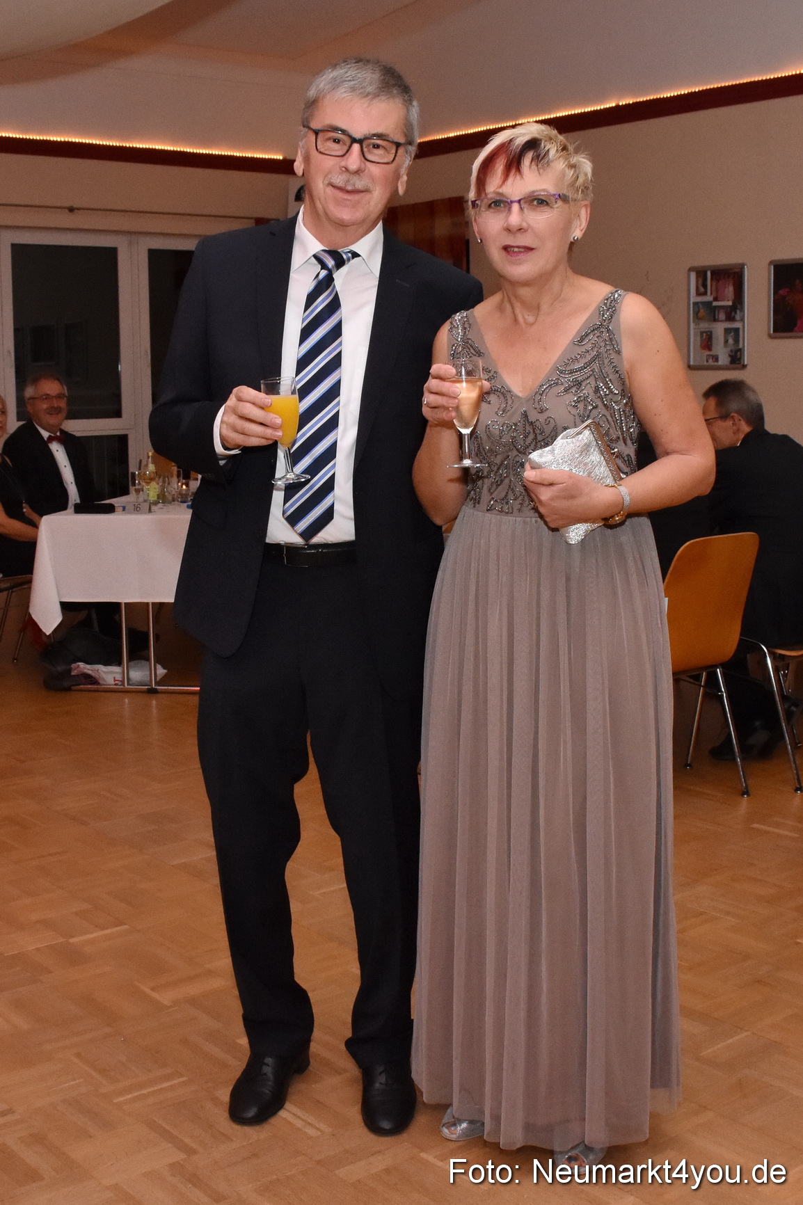 41 Herbstball Blau Silber ASV Neumarkt 0026