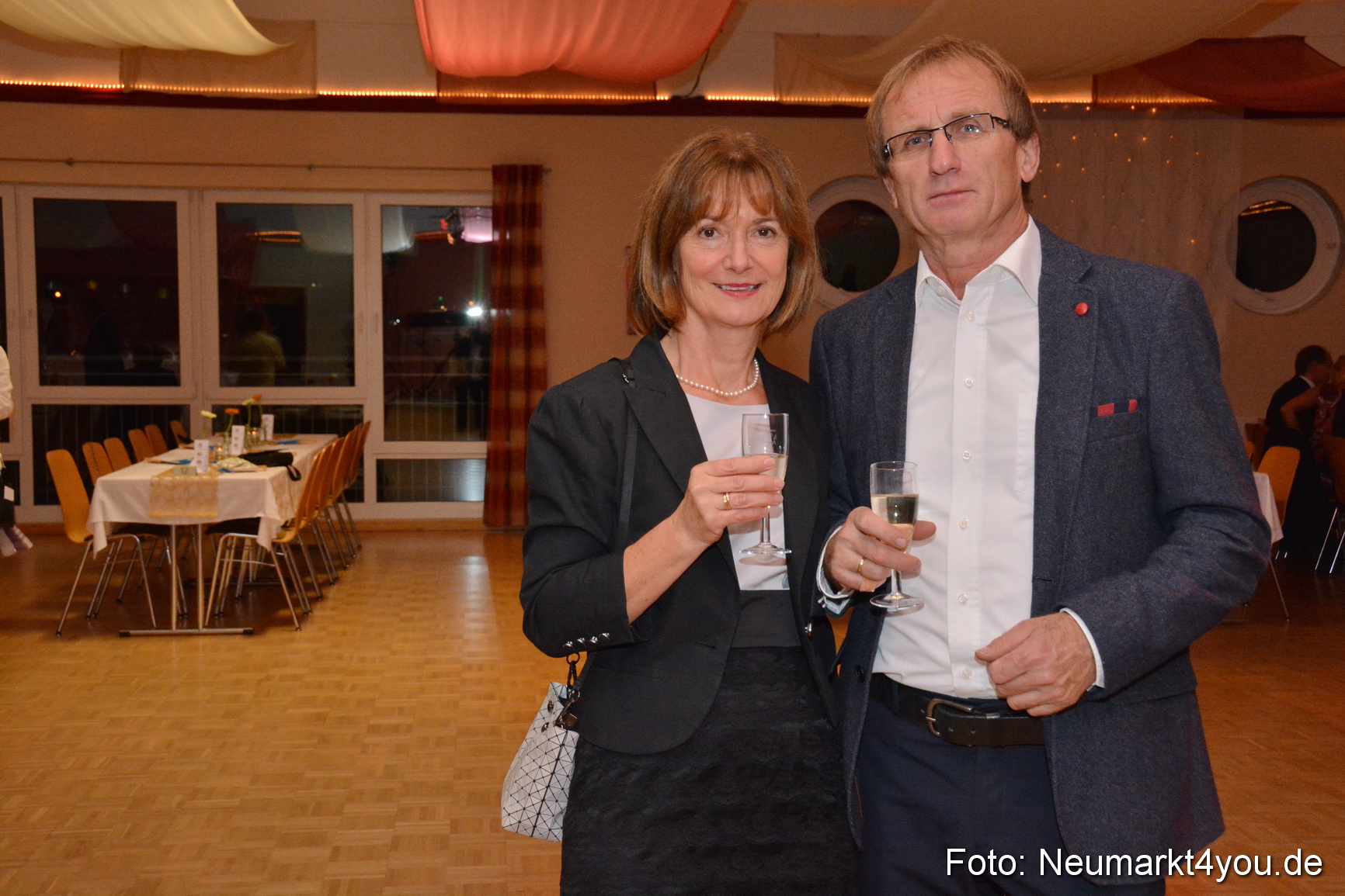 41 Herbstball Blau Silber ASV Neumarkt 0040