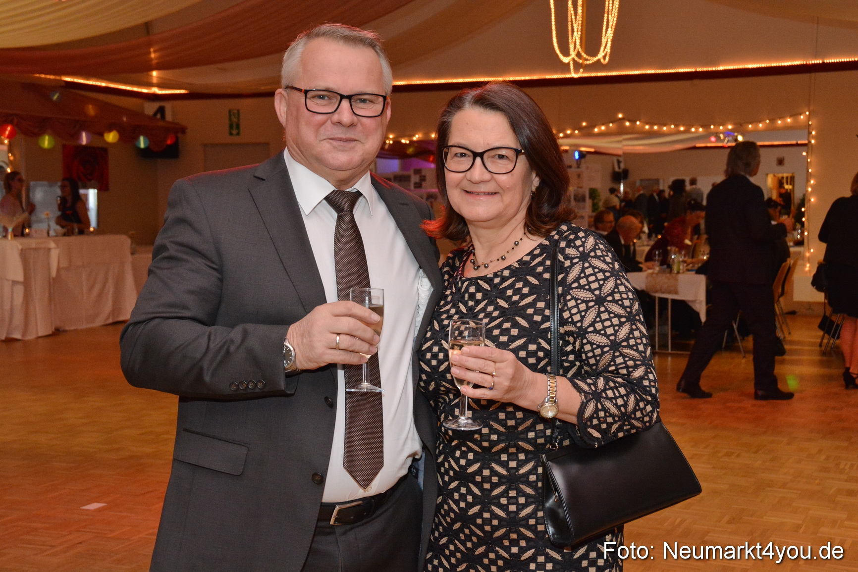 41 Herbstball Blau Silber ASV Neumarkt 0043