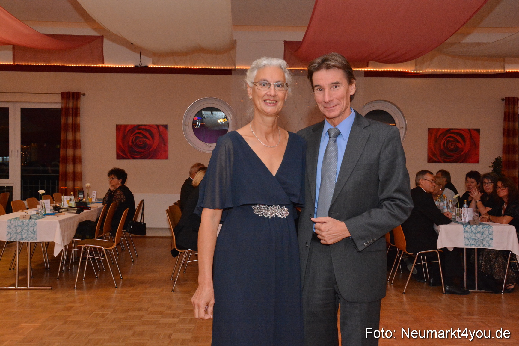 41 Herbstball Blau Silber ASV Neumarkt 0062