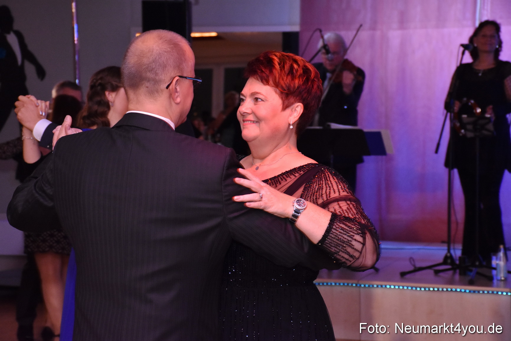 41 Herbstball Blau Silber ASV Neumarkt 0072