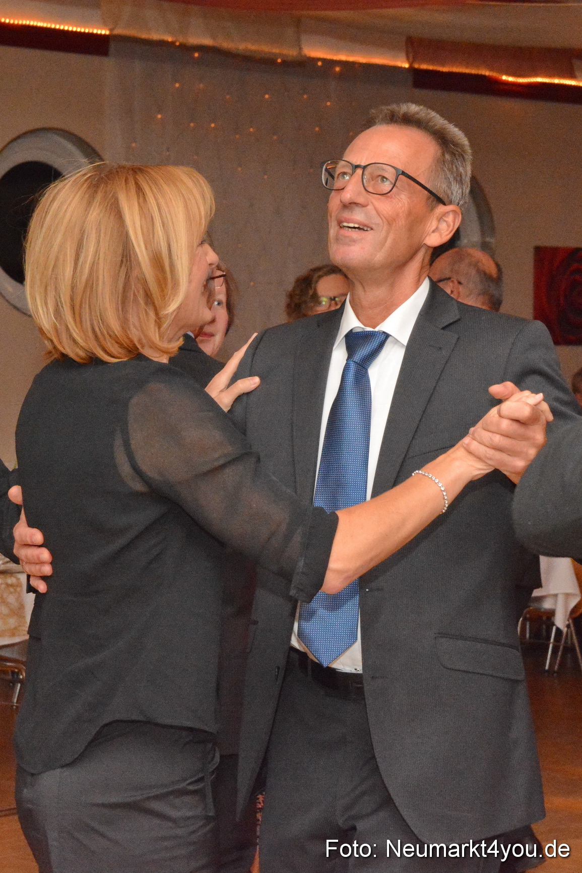 41 Herbstball Blau Silber ASV Neumarkt 0089