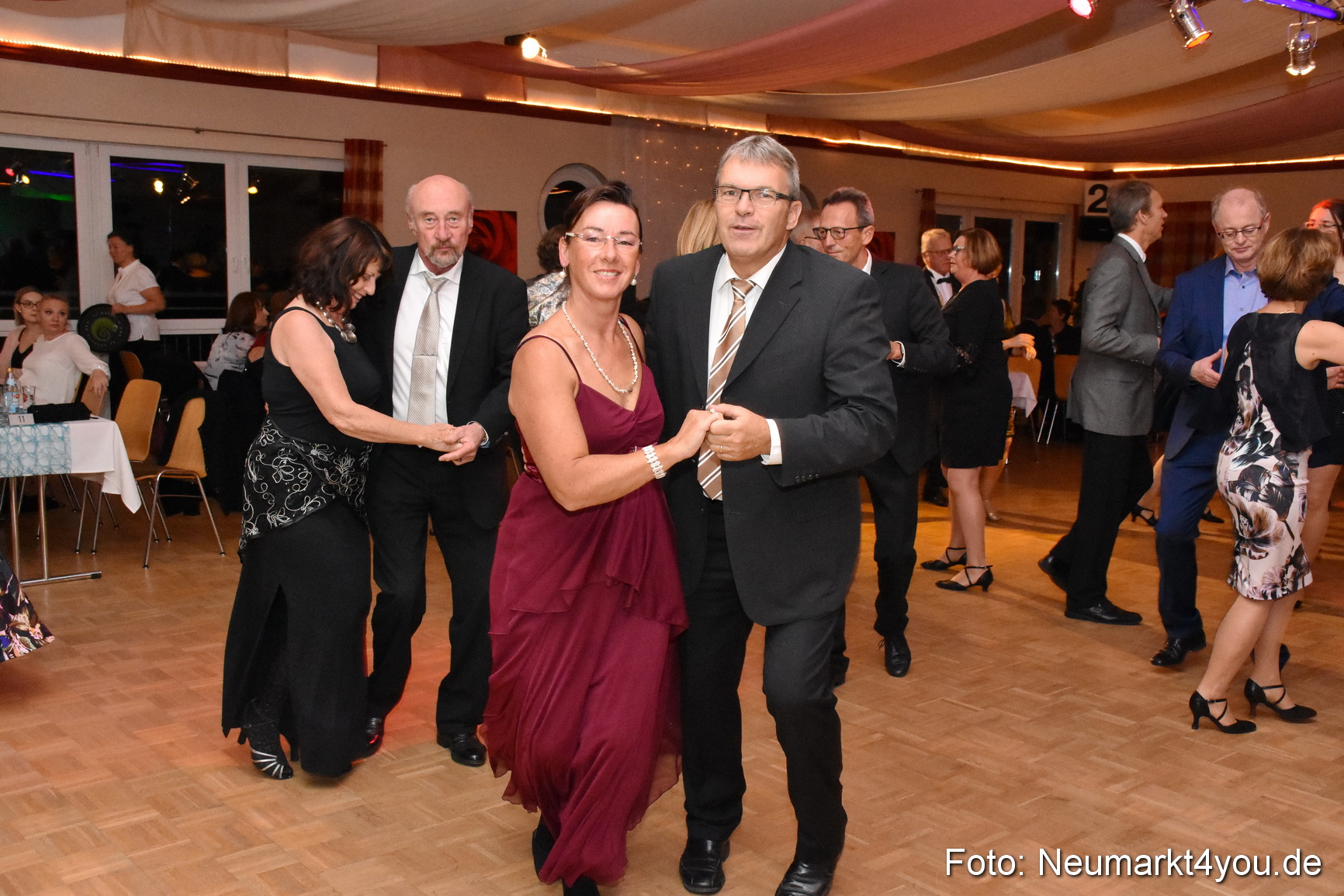 41 Herbstball Blau Silber ASV Neumarkt 0096