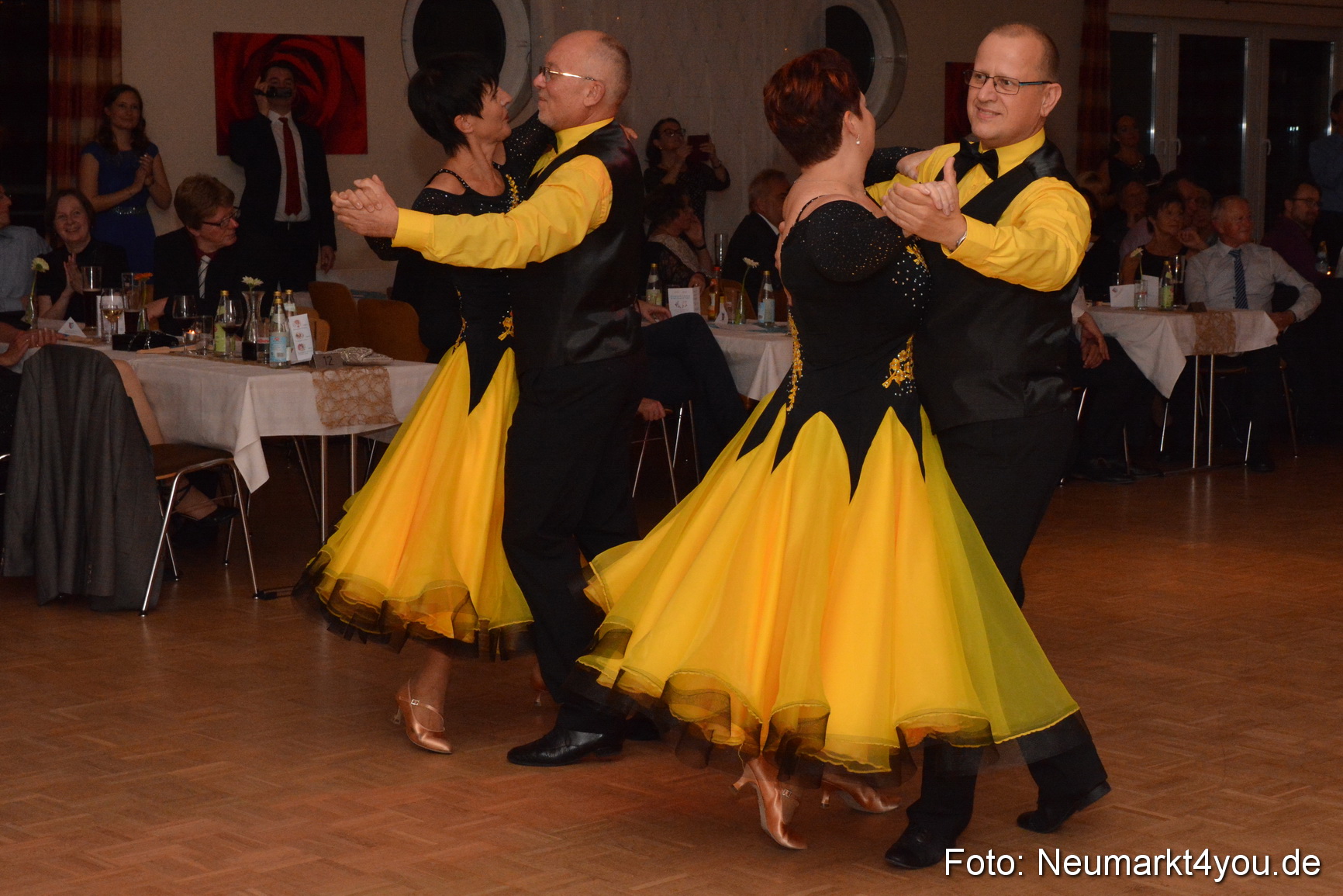 41 Herbstball Blau Silber ASV Neumarkt 0158