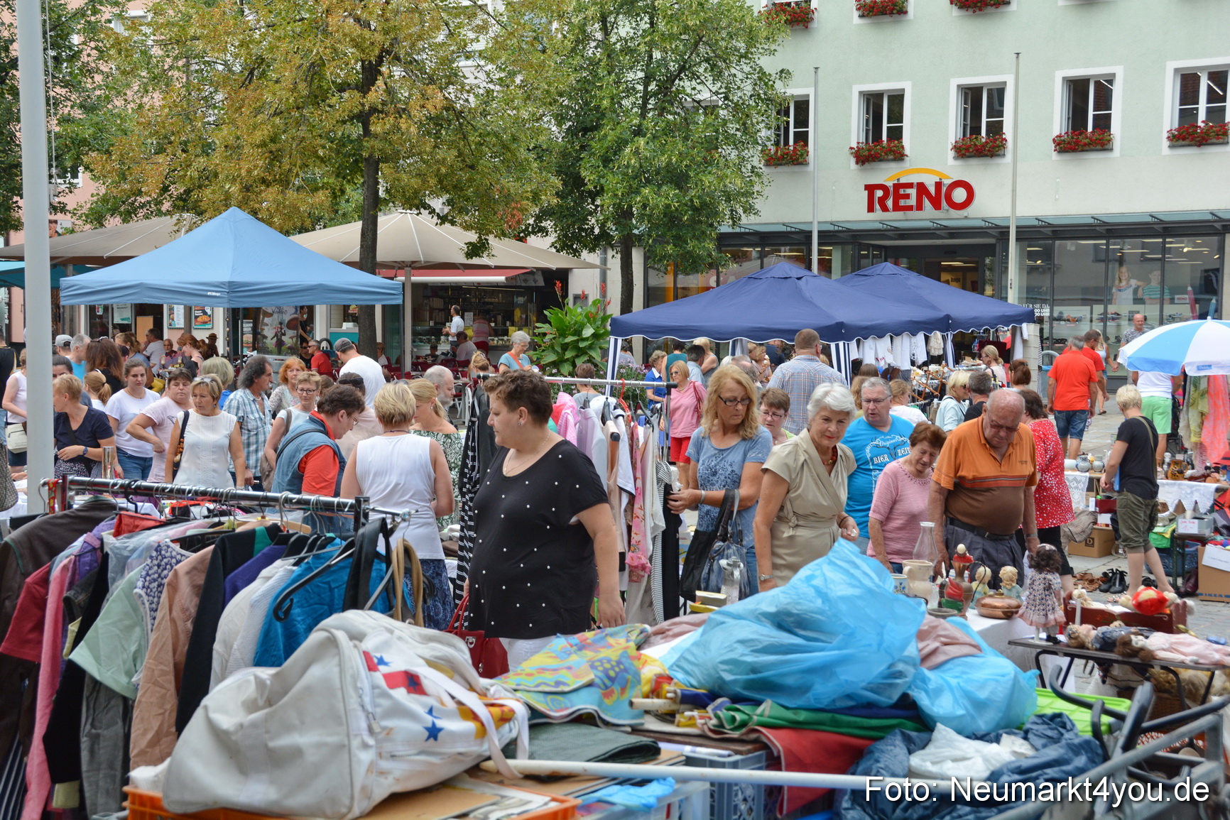 Altstadtflohmarkt 2018 040818 0004