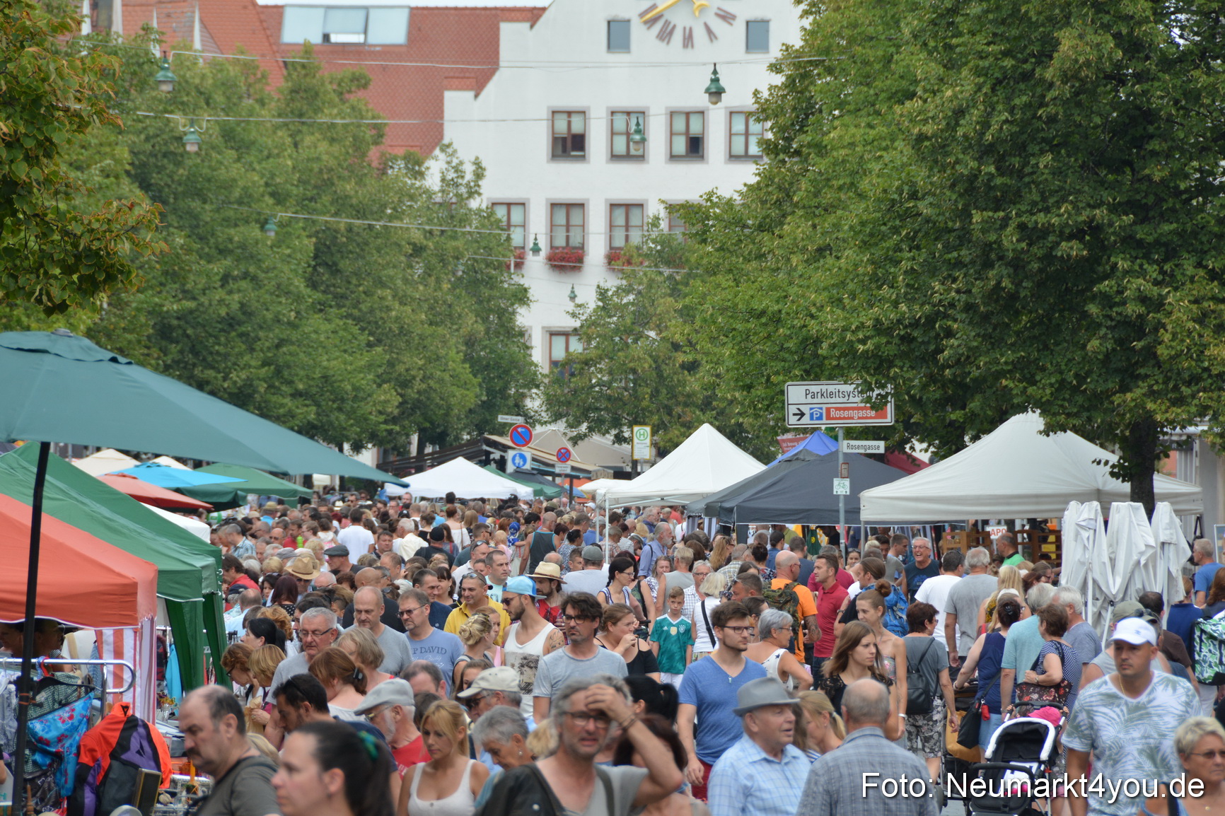 Altstadtflohmarkt 2018 040818 0061