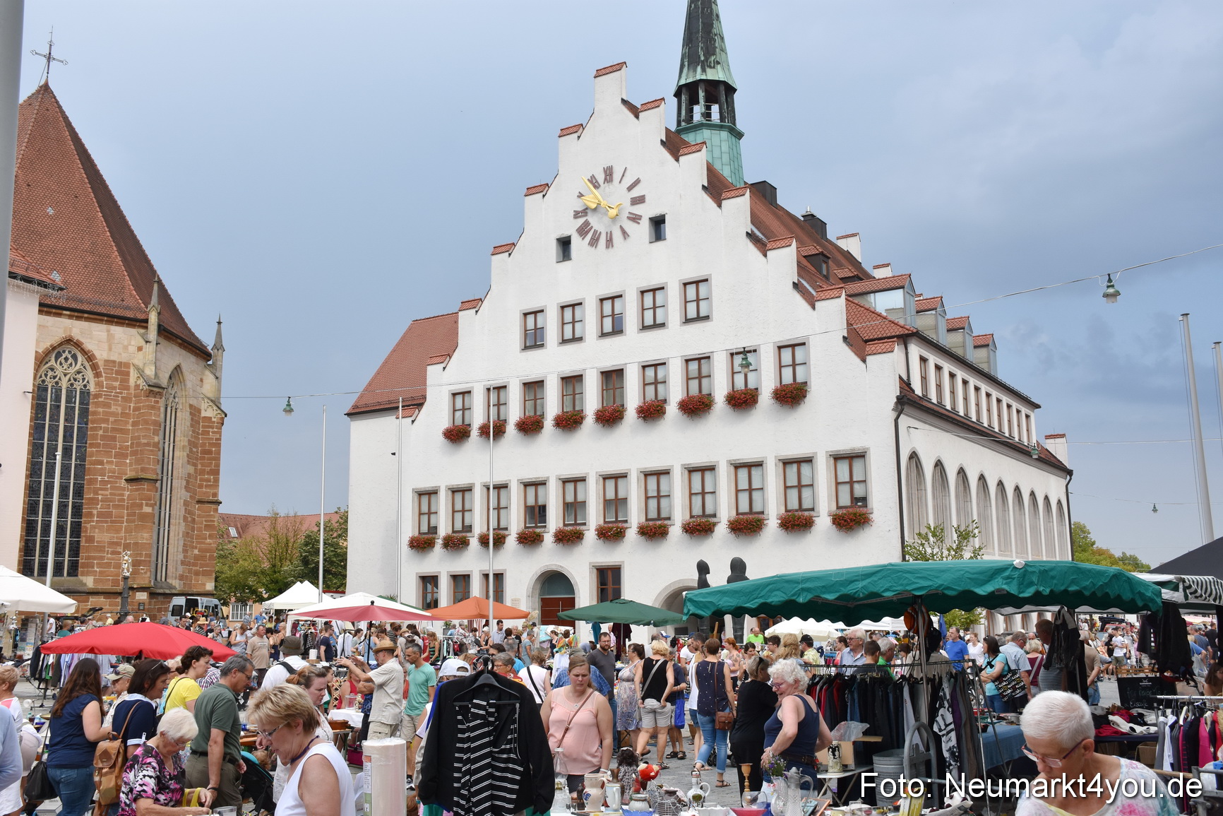 Altstadtflohmarkt 2018 040818 0105