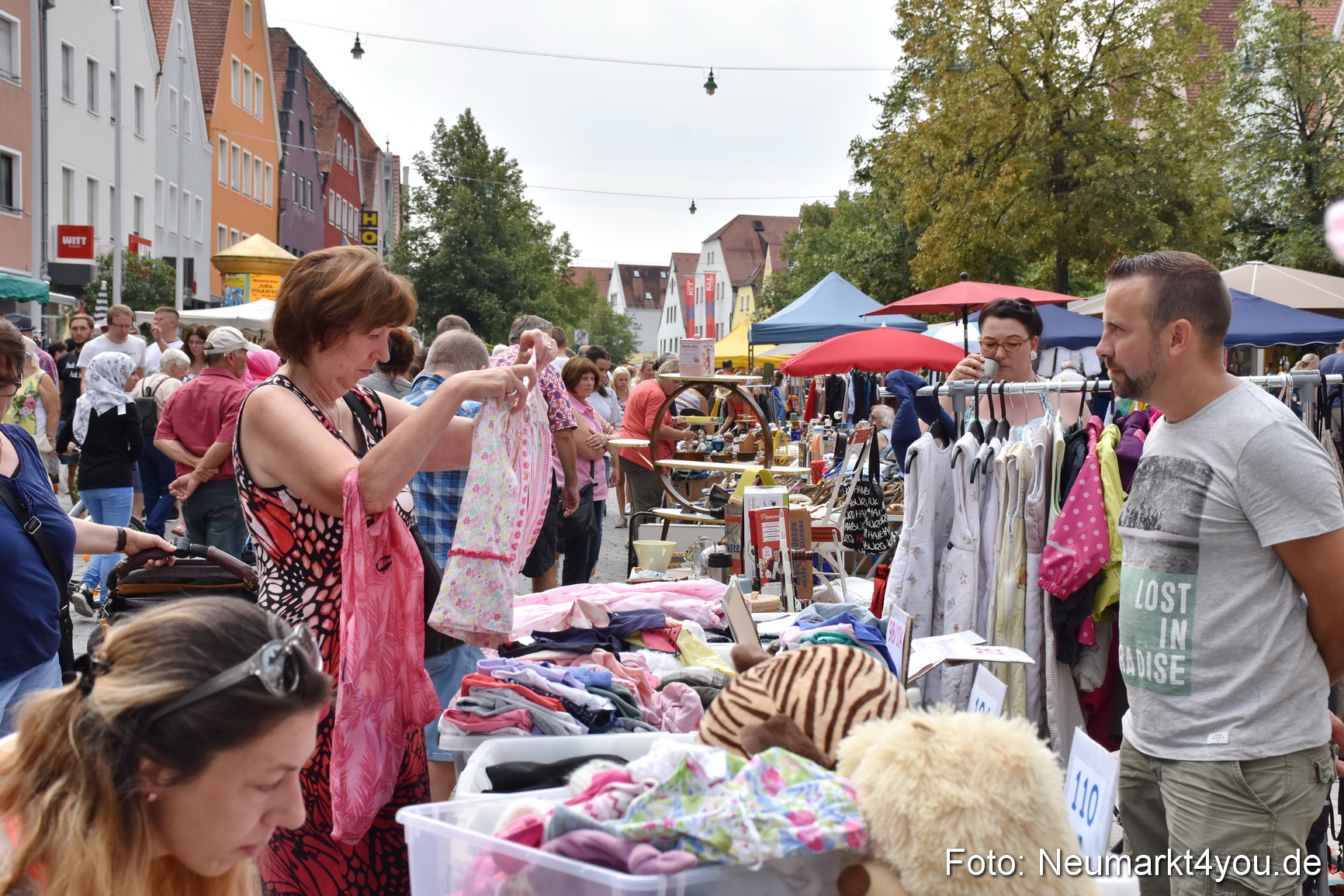 Altstadtflohmarkt 2018 040818 0115