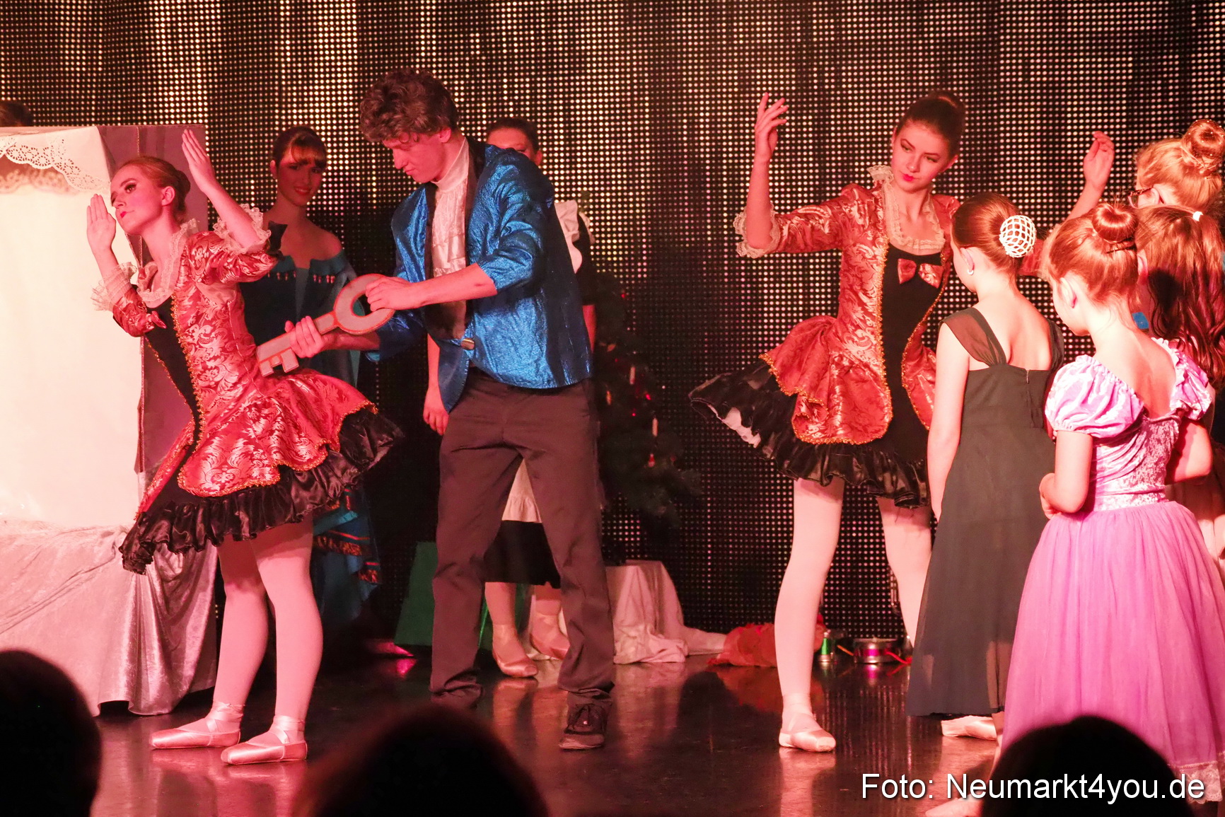 Nussknacker im Artico 081218 0036