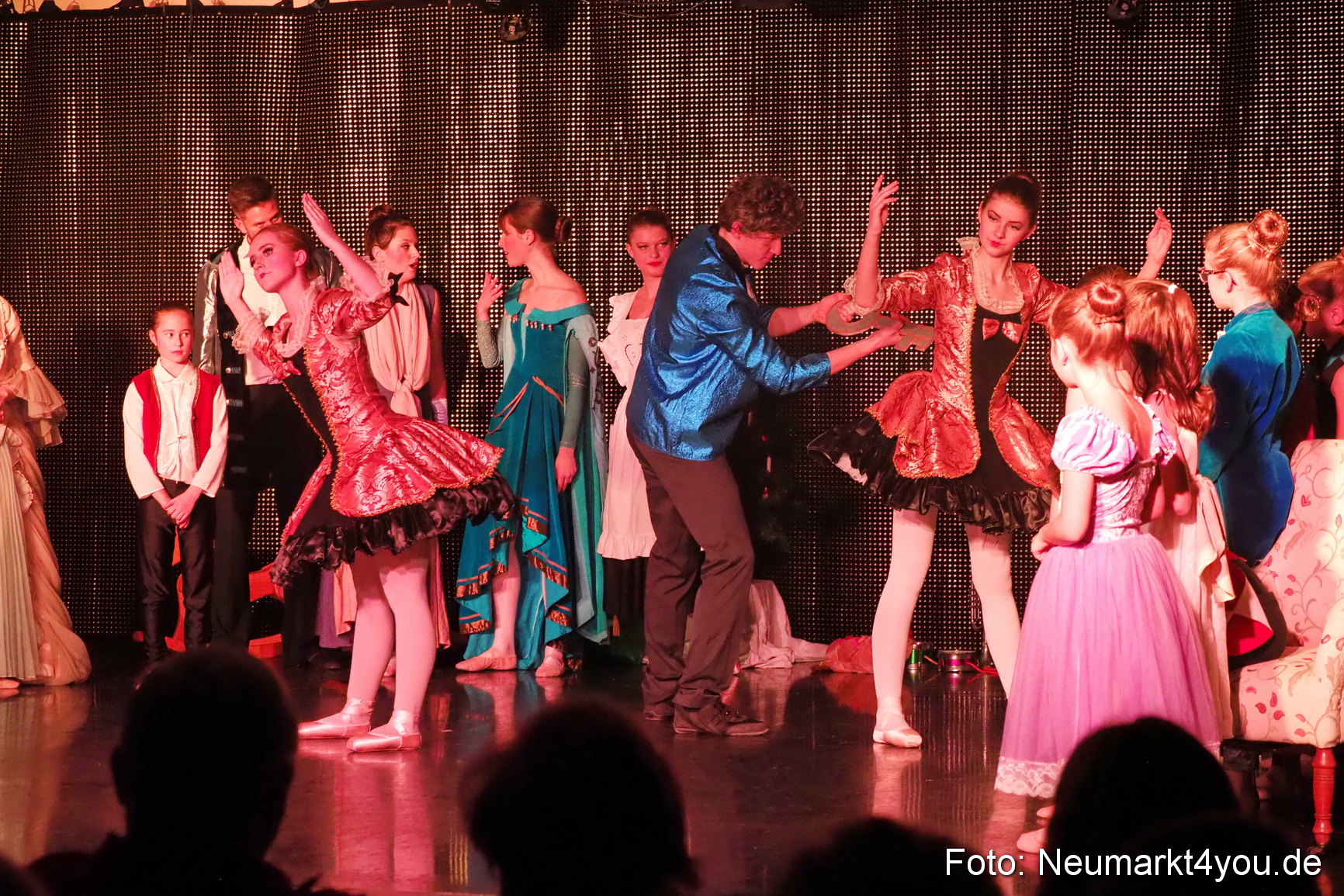 Nussknacker im Artico 081218 0037