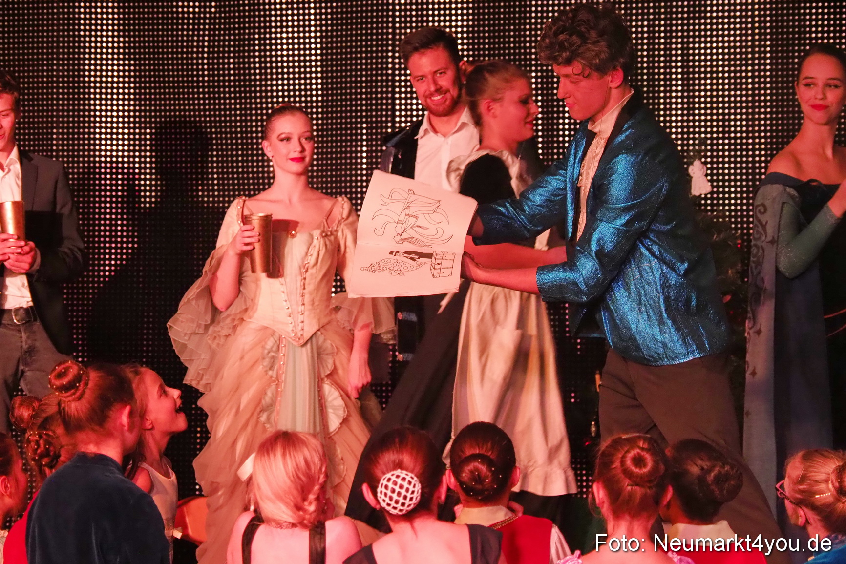 Nussknacker im Artico 081218 0047