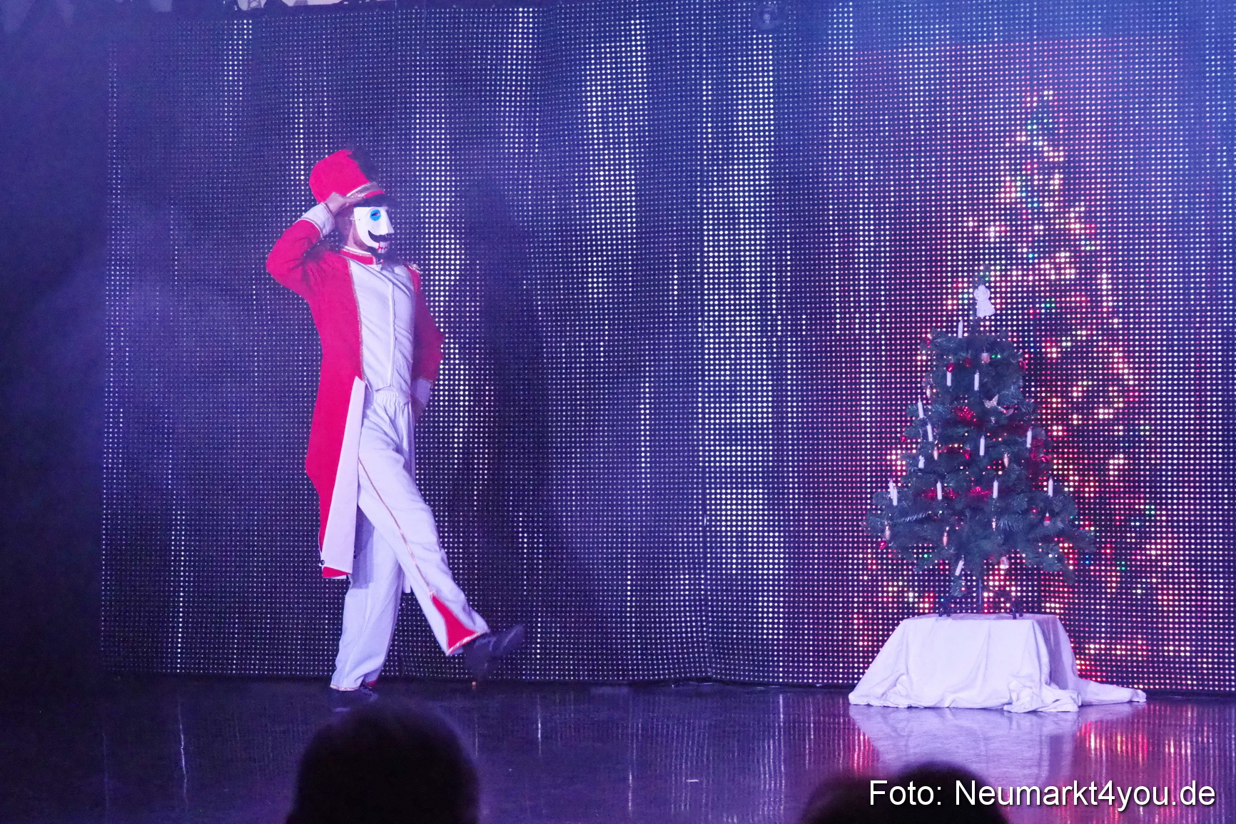 Nussknacker im Artico 081218 0069