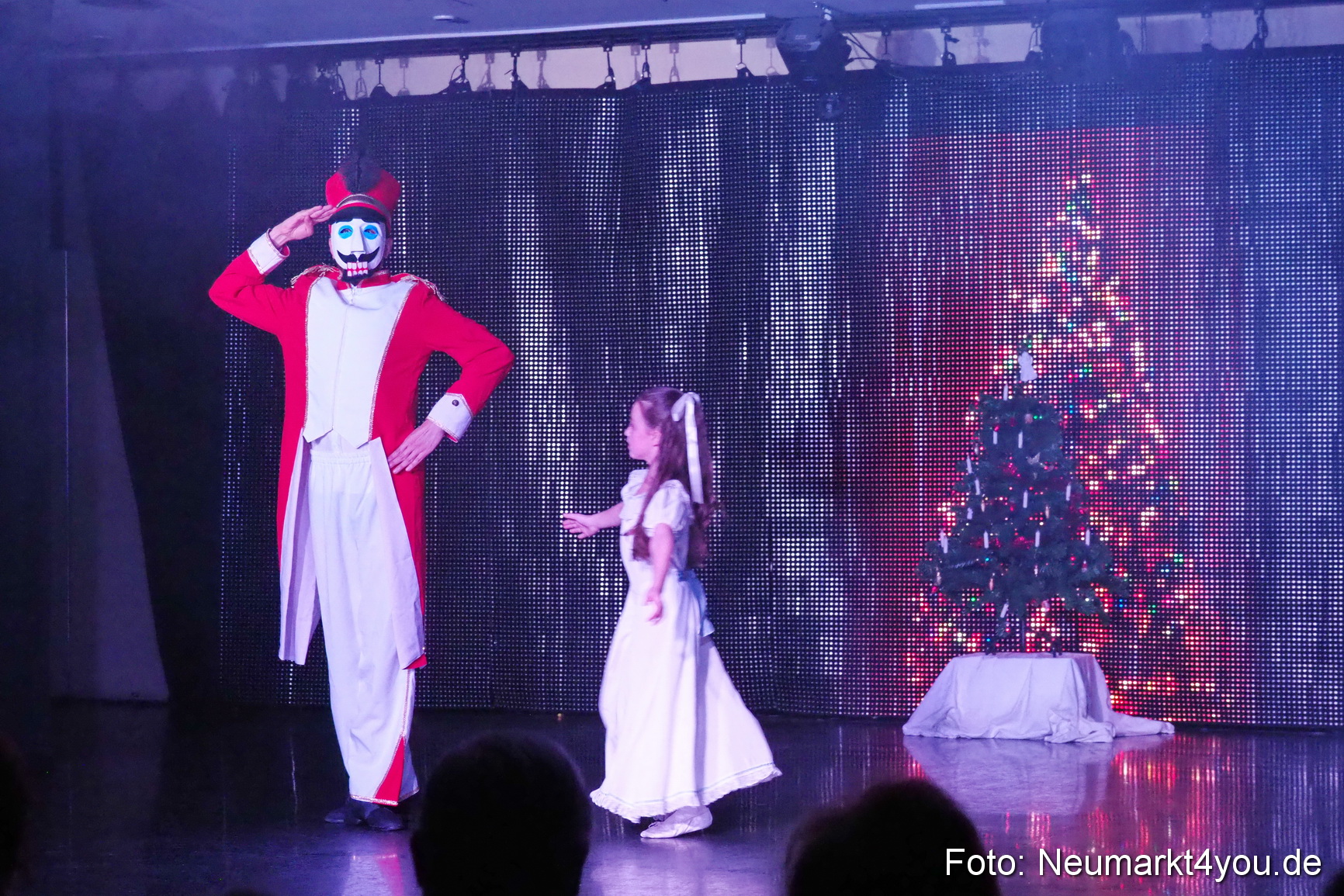 Nussknacker im Artico 081218 0073