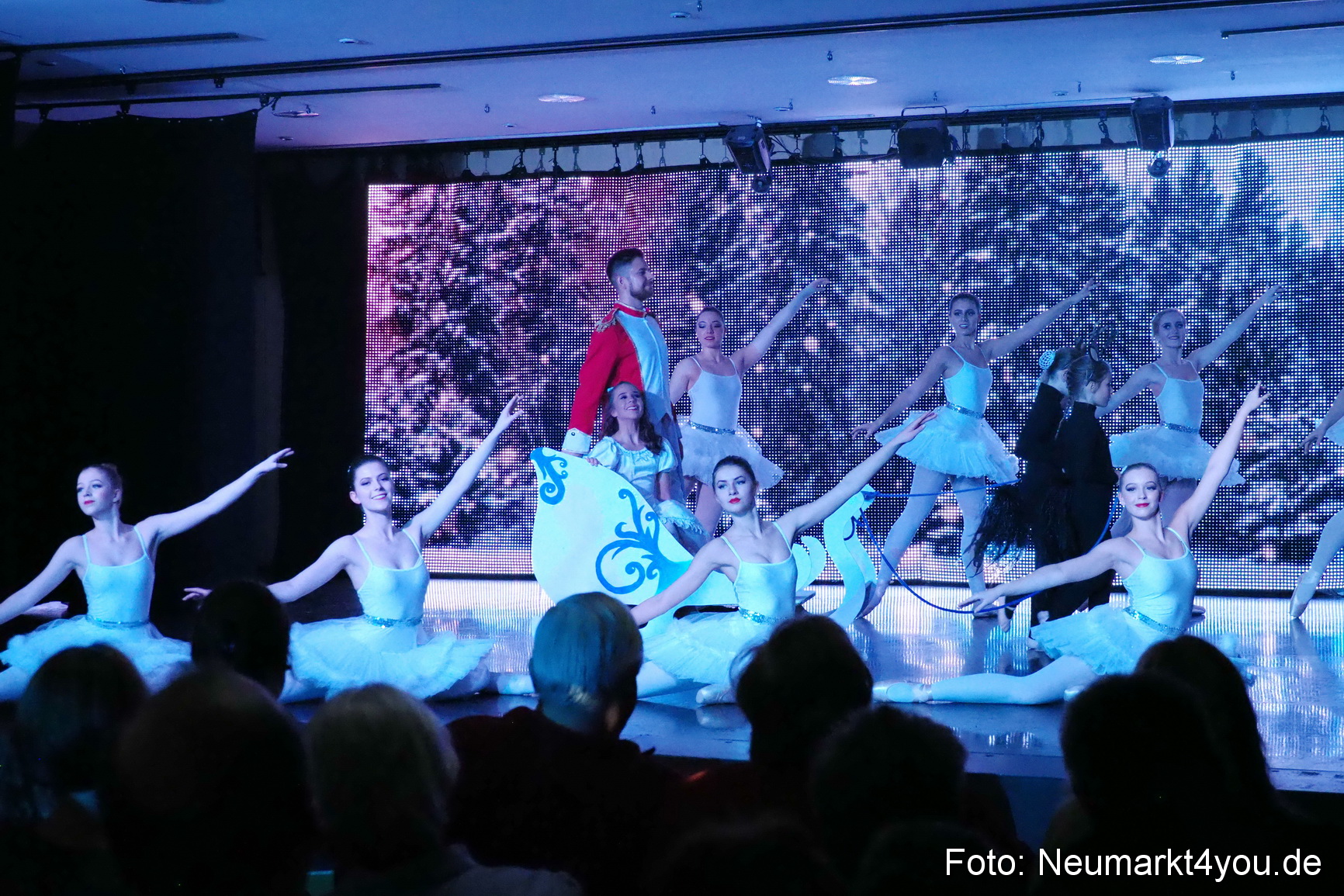 Nussknacker im Artico 081218 0112