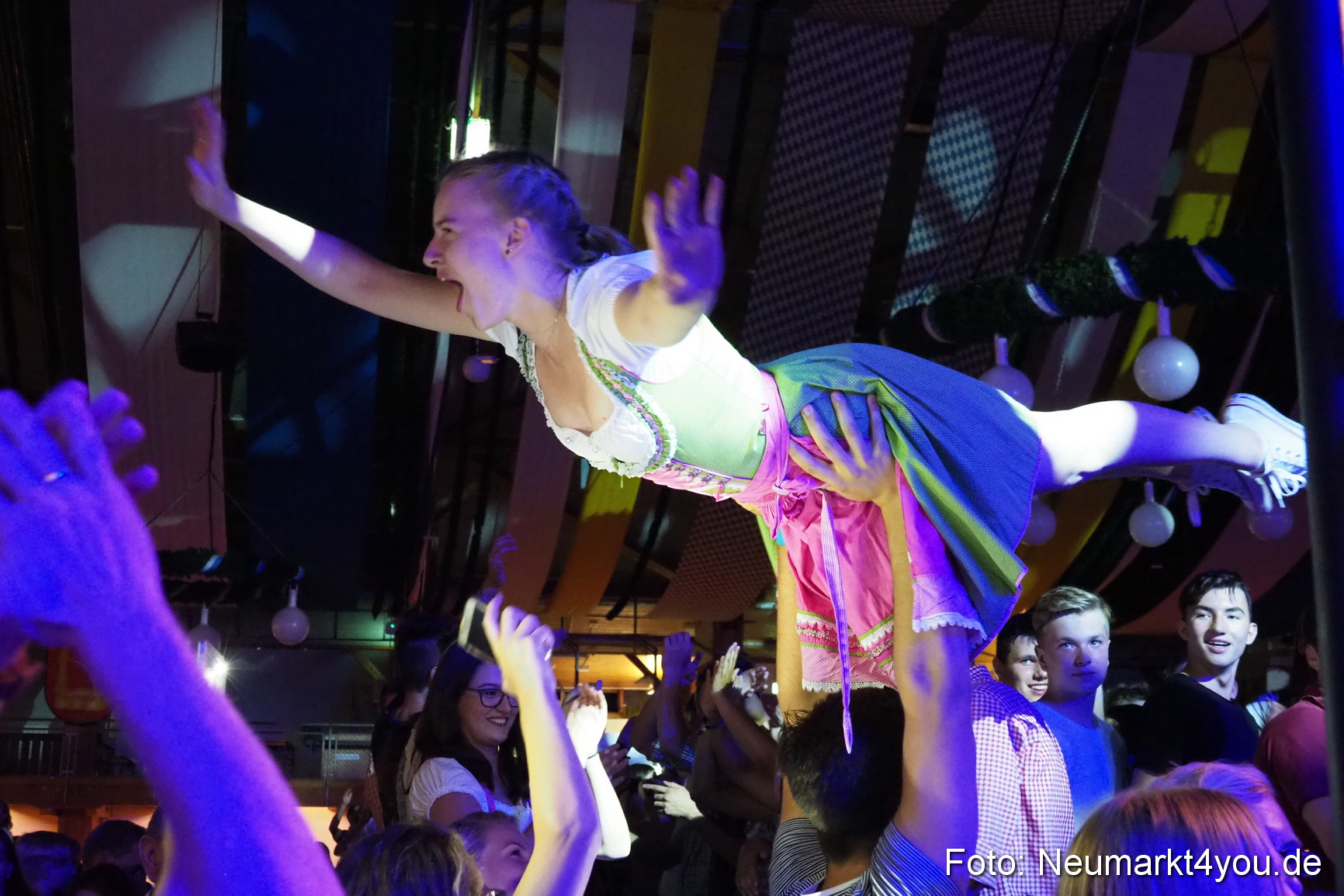 Jura Volksfest Neumarkt 2018 0224