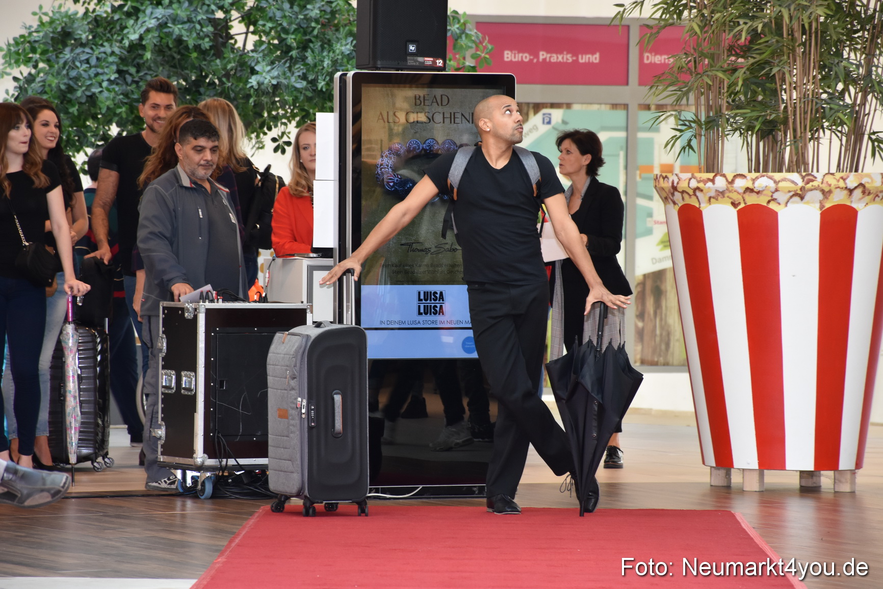 Herbstmodenschau NeuerMarkt 290918 0019