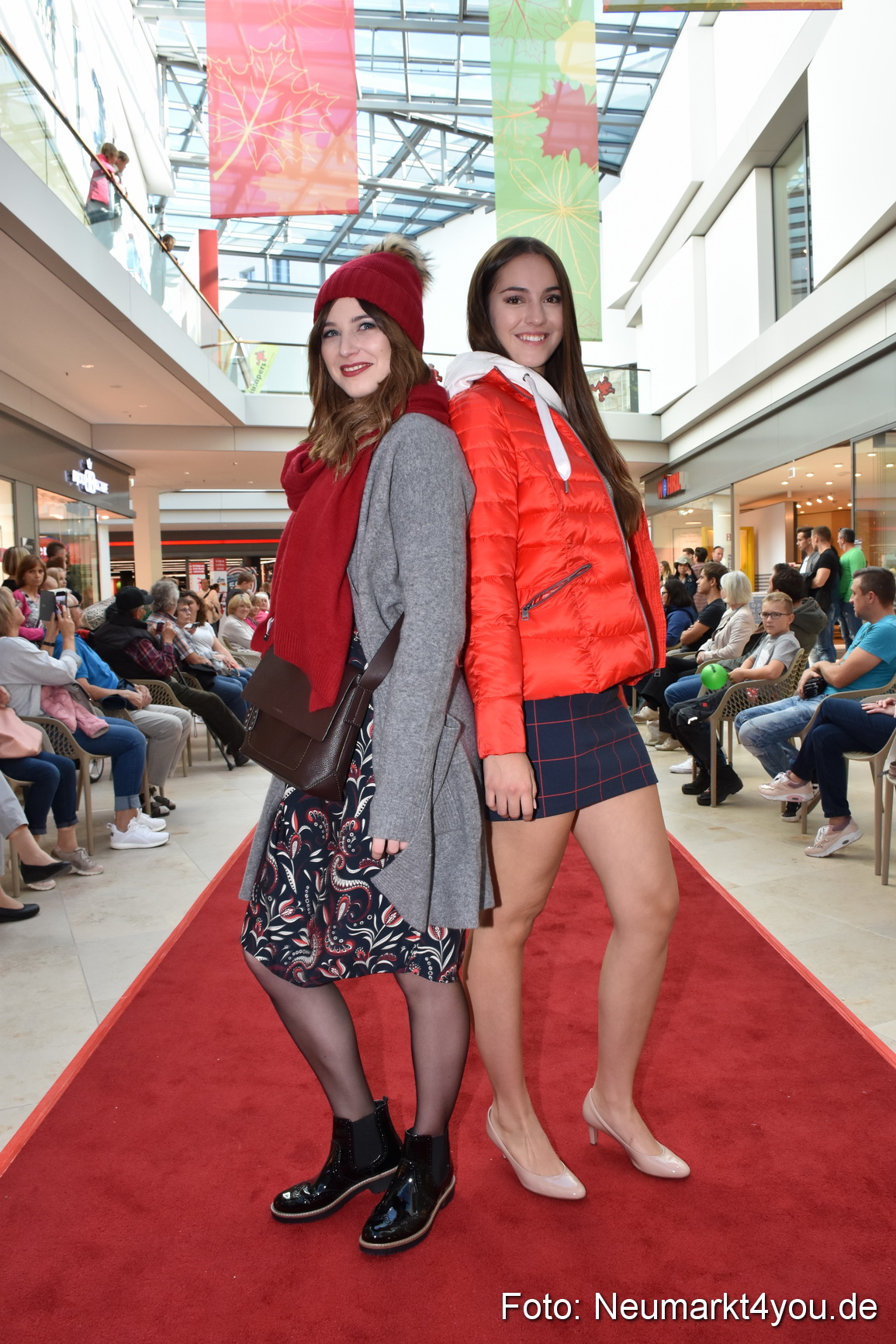 Herbstmodenschau NeuerMarkt 290918 0119