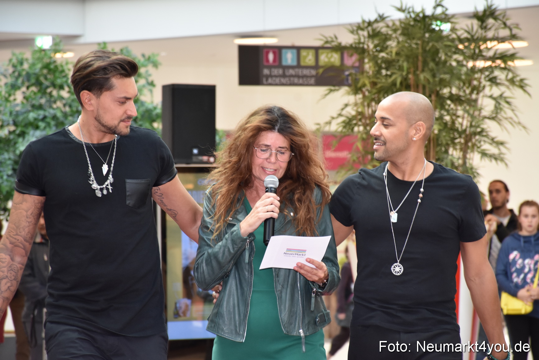 Herbstmodenschau NeuerMarkt 290918 0151