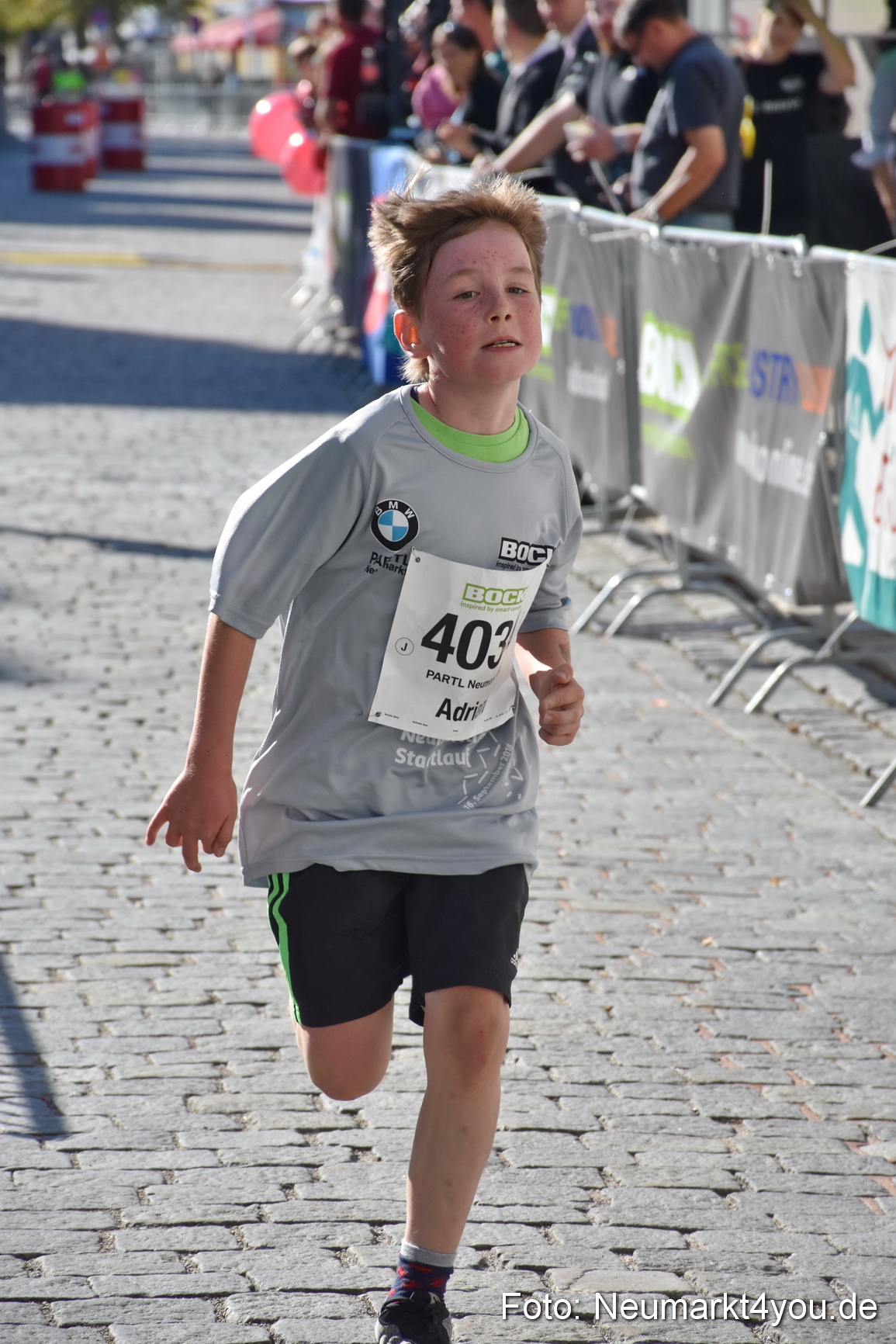 Zieleinlauf Stadtlauf Neumarkt 2018 0003