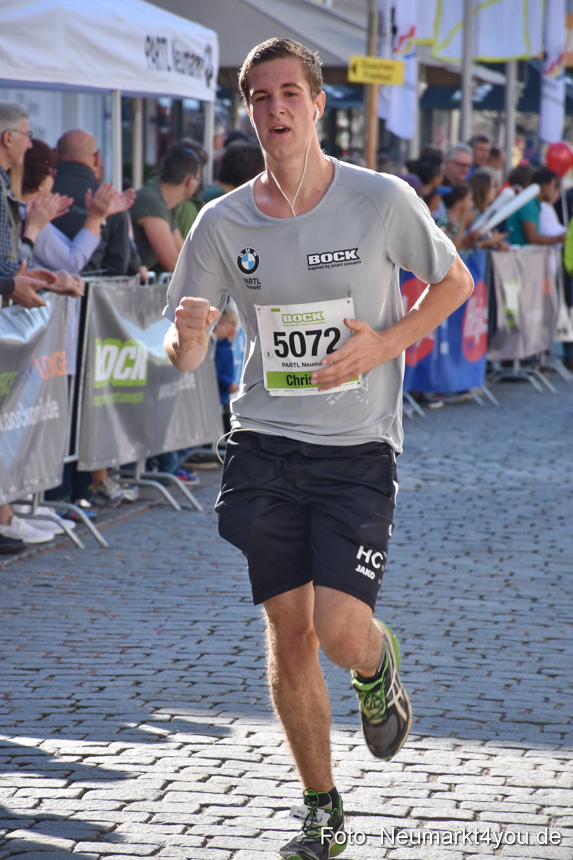 Zieleinlauf Stadtlauf Neumarkt 2018 0007