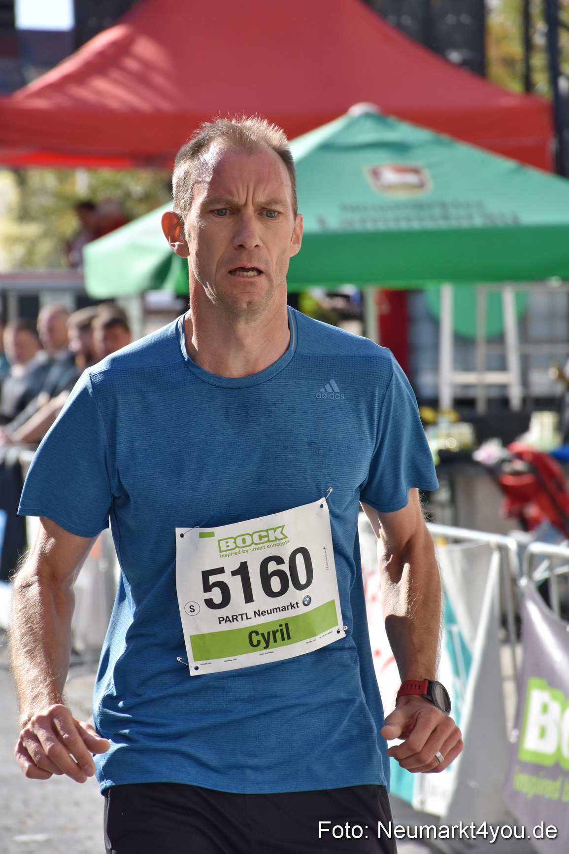 Zieleinlauf Stadtlauf Neumarkt 2018 0014