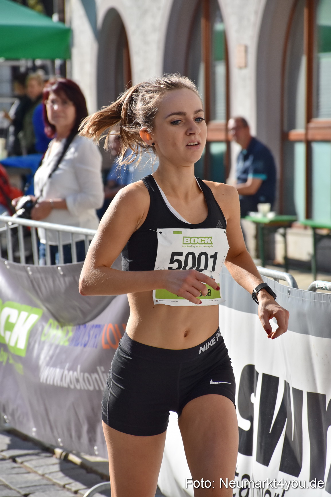Zieleinlauf Stadtlauf Neumarkt 2018 0015