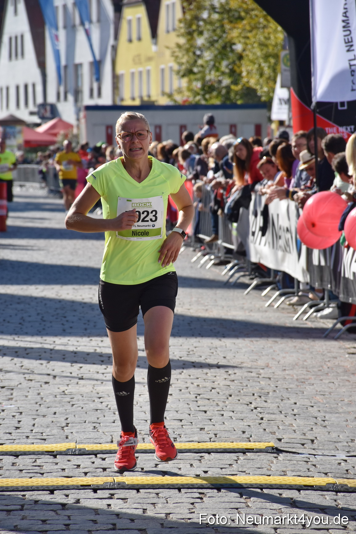 Zieleinlauf Stadtlauf Neumarkt 2018 0042