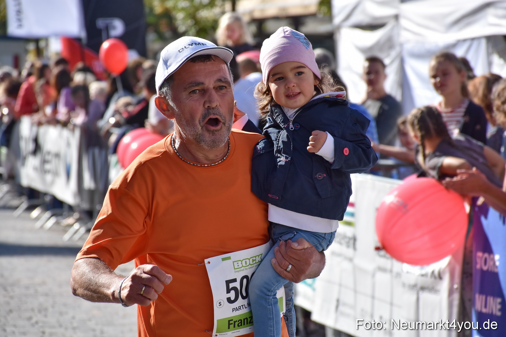 Zieleinlauf Stadtlauf Neumarkt 2018 0063