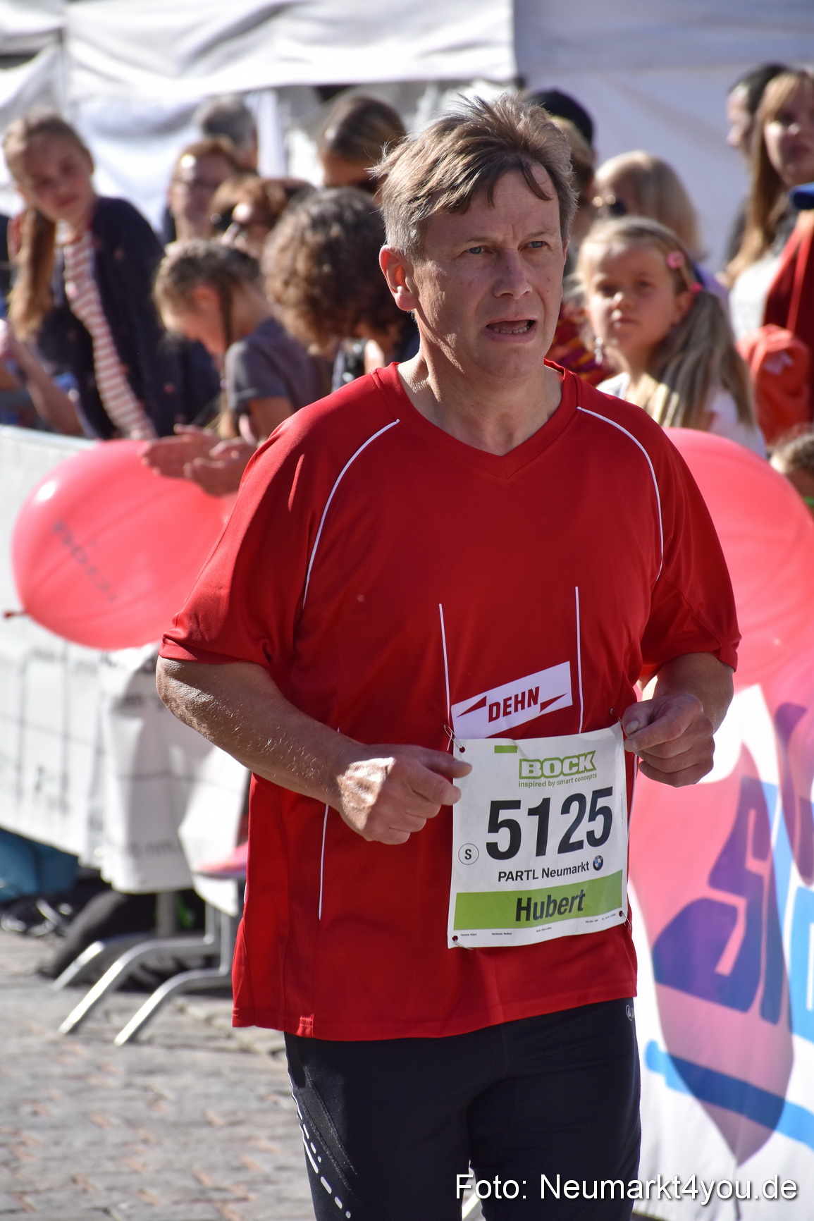 Zieleinlauf Stadtlauf Neumarkt 2018 0065
