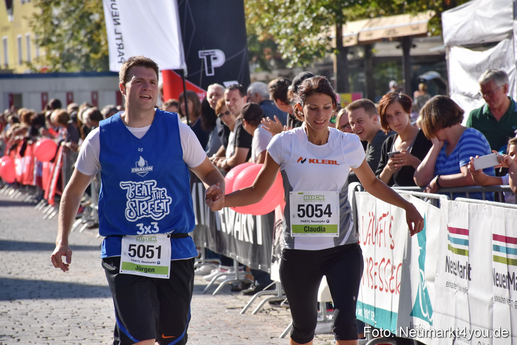 Zieleinlauf Stadtlauf Neumarkt 2018 0072