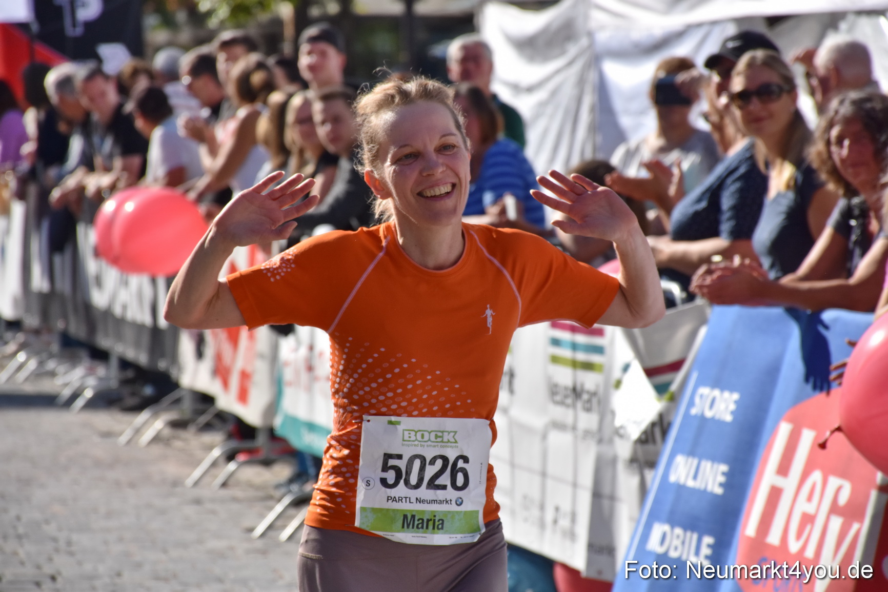 Zieleinlauf Stadtlauf Neumarkt 2018 0081