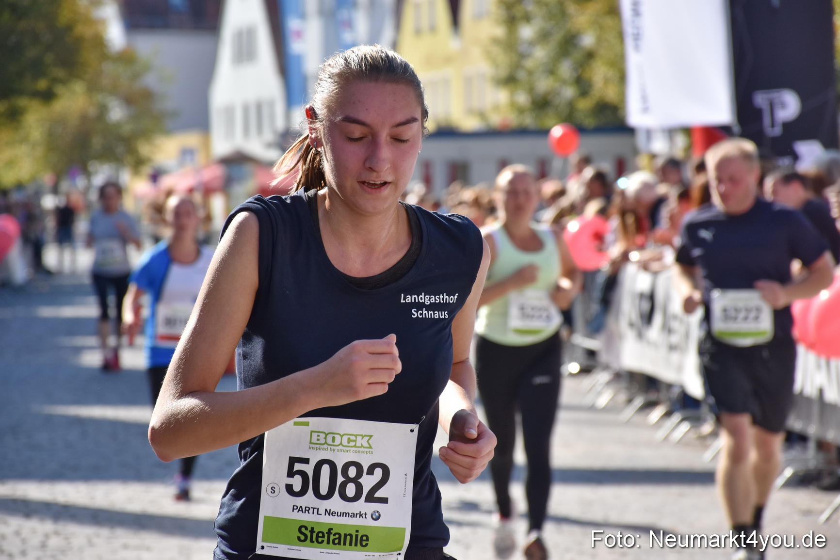Zieleinlauf Stadtlauf Neumarkt 2018 0091