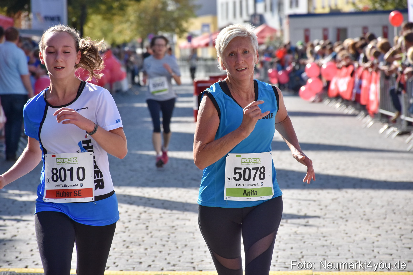 Zieleinlauf Stadtlauf Neumarkt 2018 0093