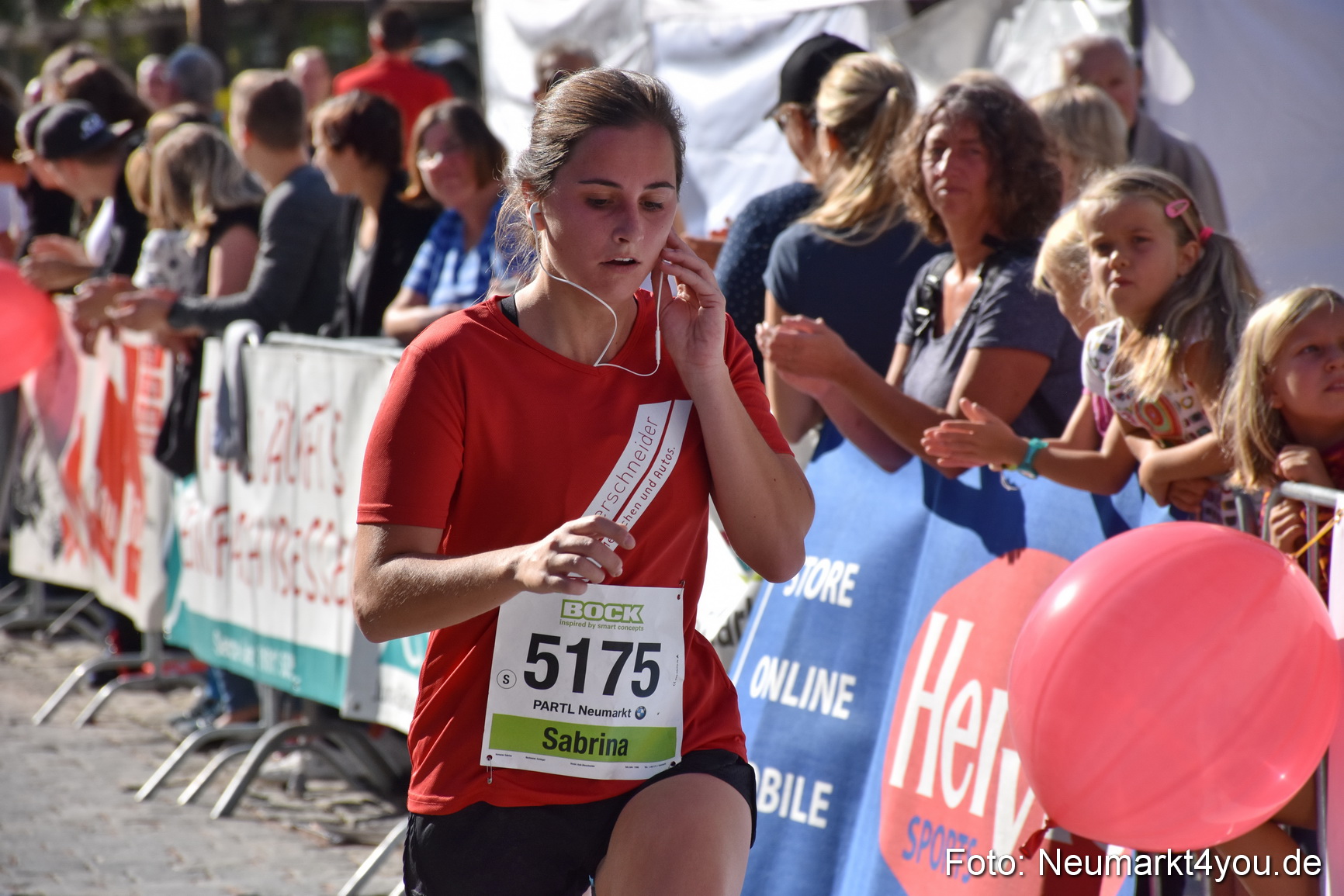 Zieleinlauf Stadtlauf Neumarkt 2018 0099