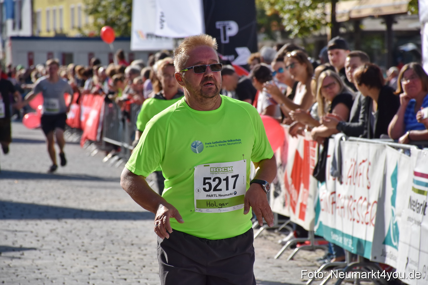 Zieleinlauf Stadtlauf Neumarkt 2018 0104