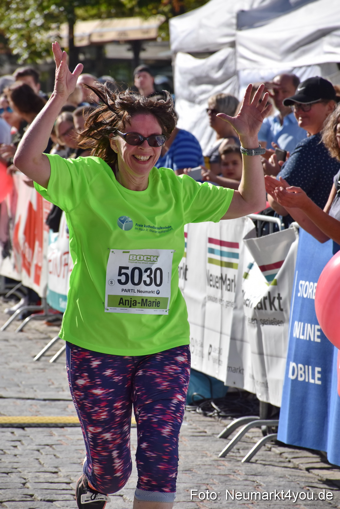 Zieleinlauf Stadtlauf Neumarkt 2018 0135
