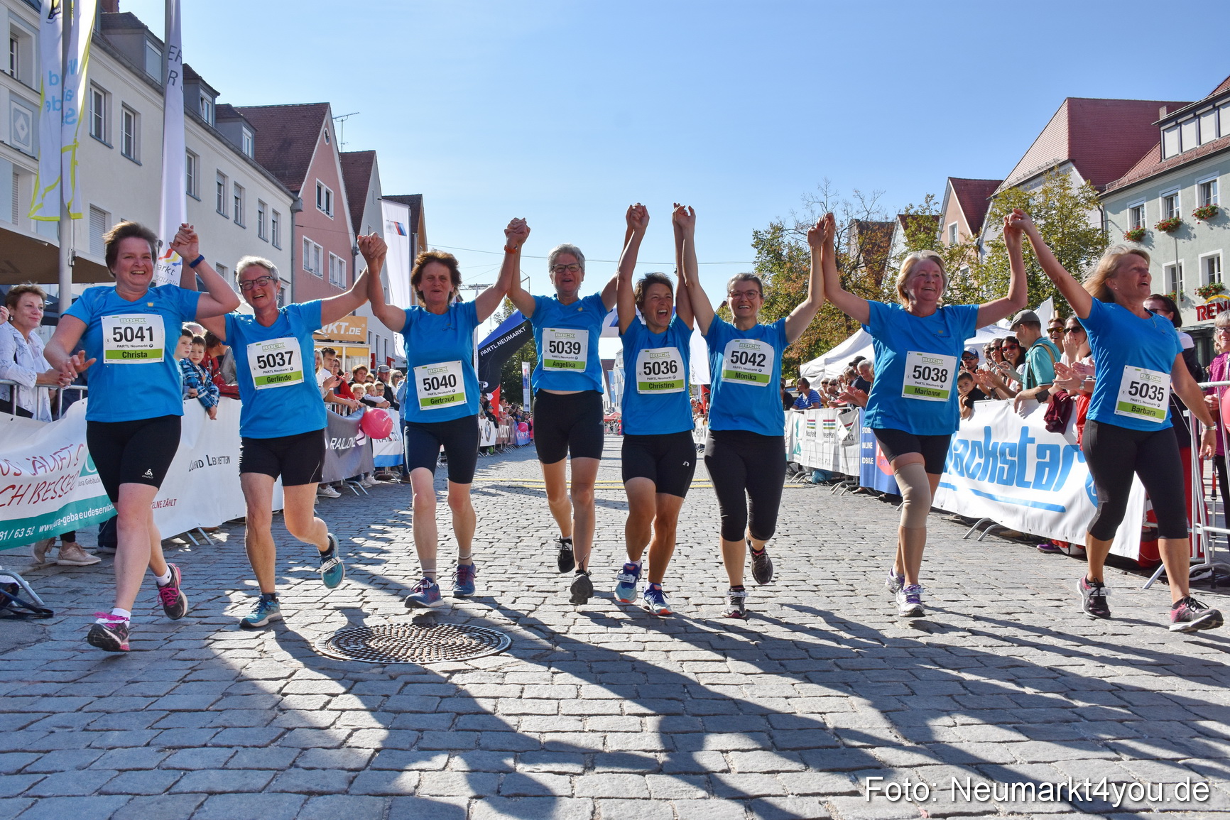 Zieleinlauf Stadtlauf Neumarkt 2018 0166