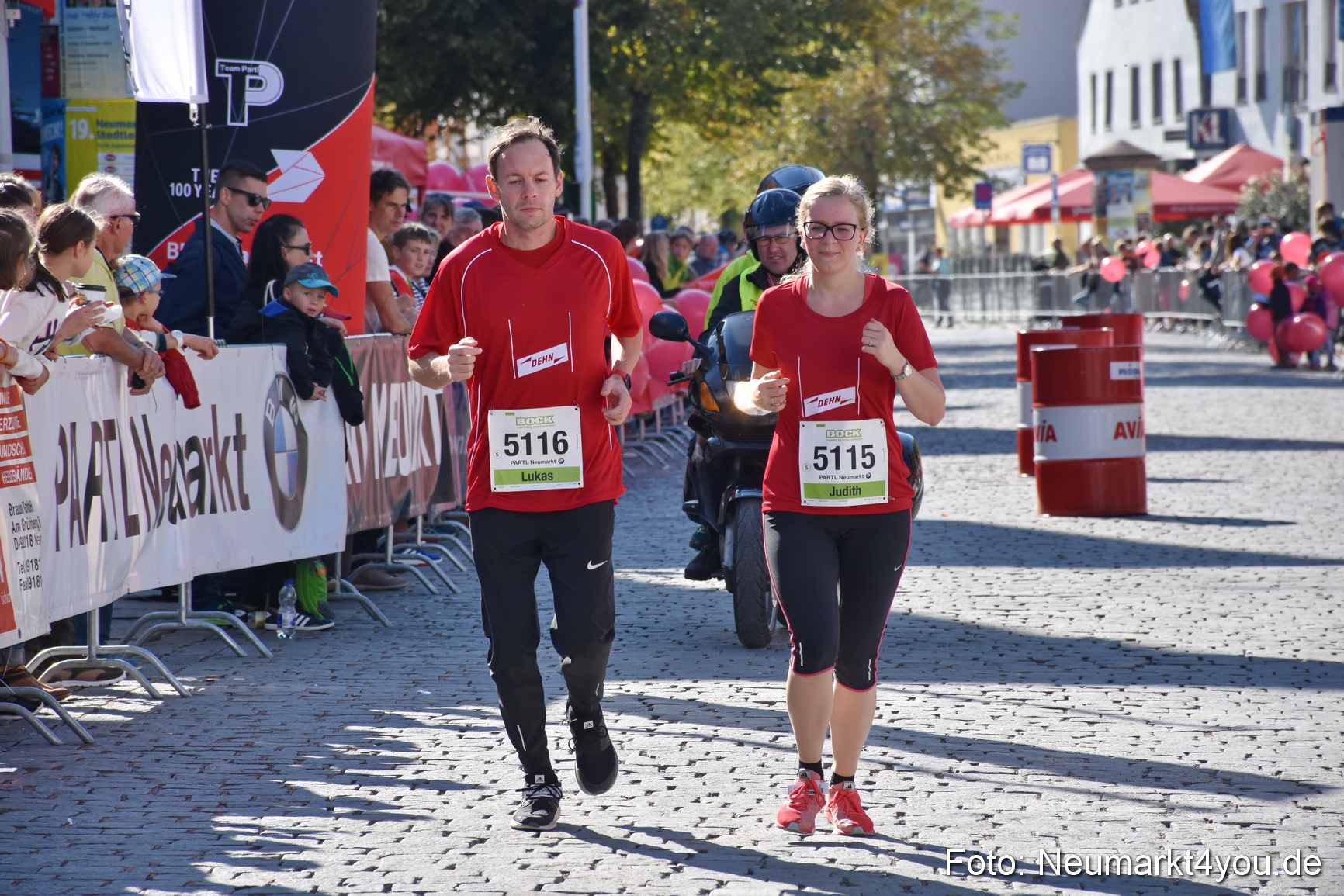 Zieleinlauf Stadtlauf Neumarkt 2018 0168