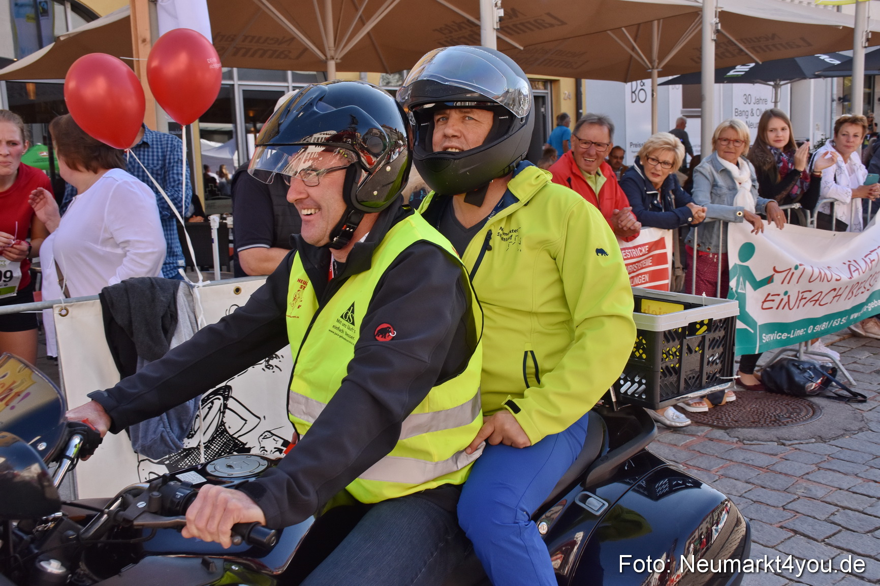 Zieleinlauf Stadtlauf Neumarkt 2018 0171
