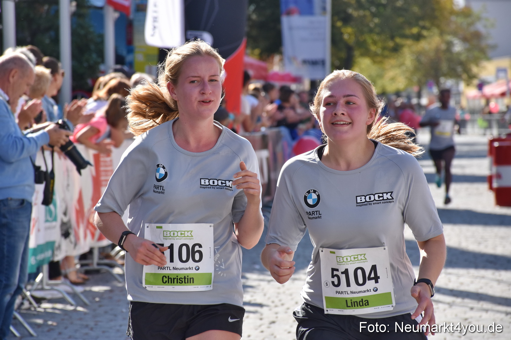 Zieleinlauf Stadtlauf Neumarkt 2018 0175