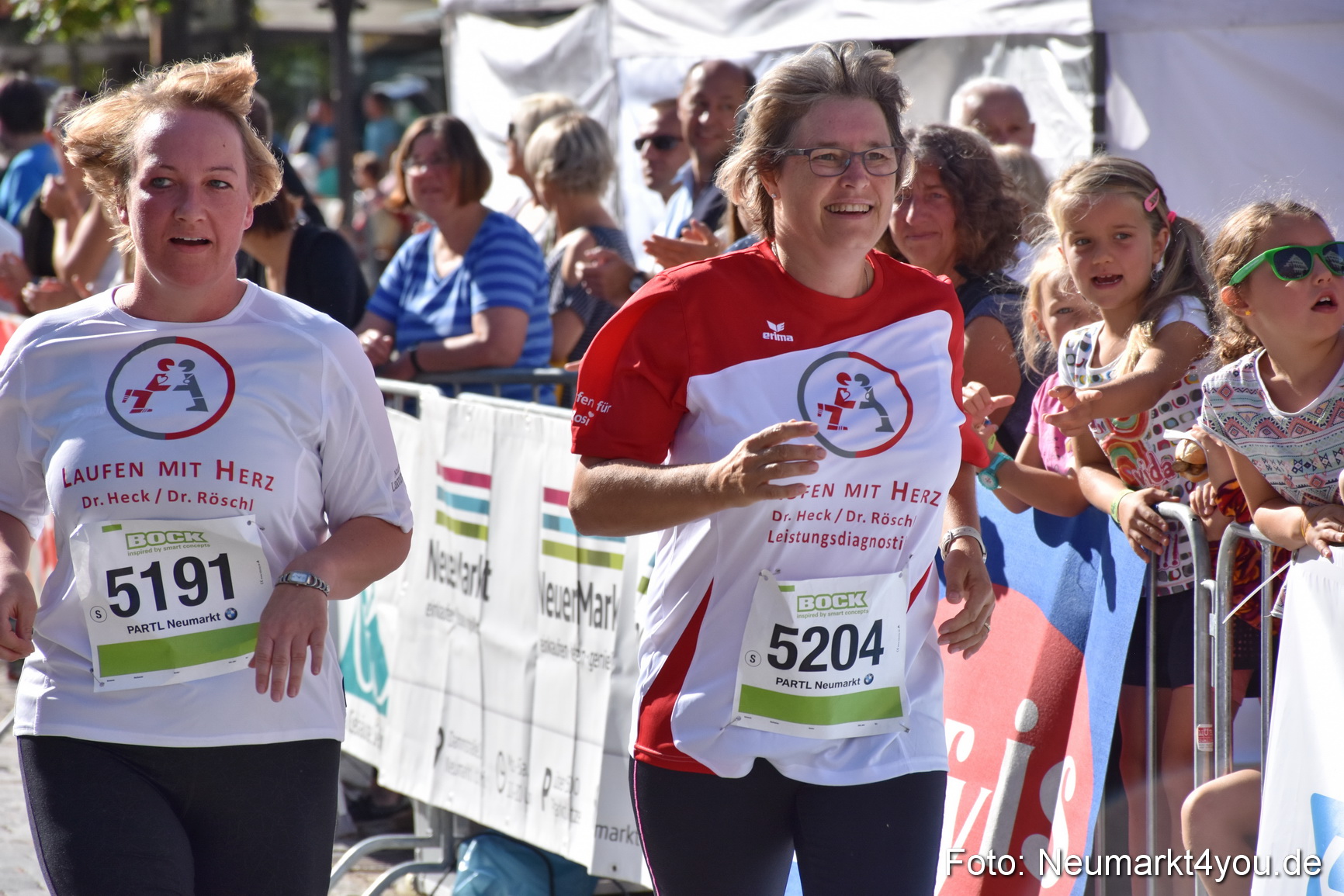 Zieleinlauf Stadtlauf Neumarkt 2018 0177
