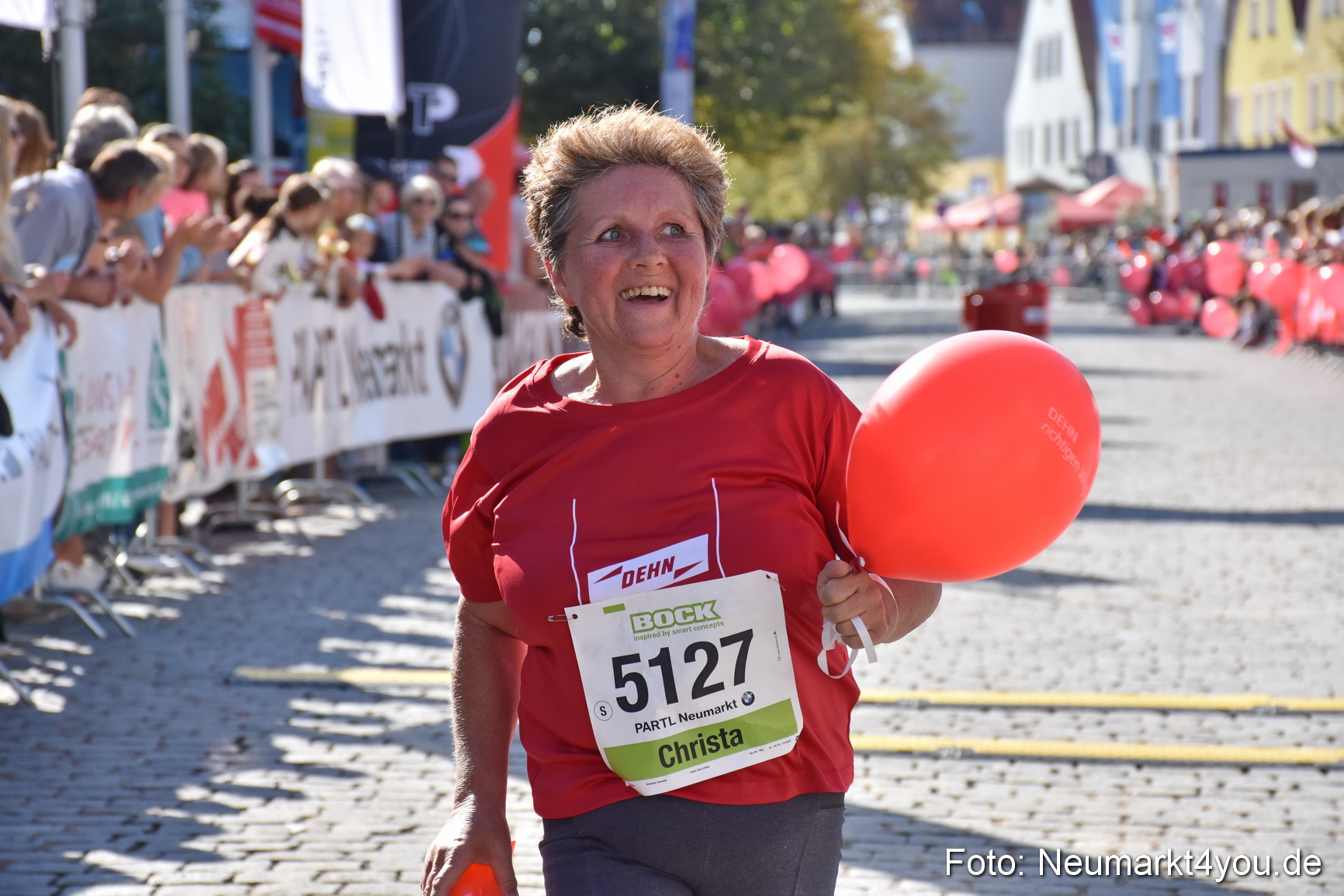 Zieleinlauf Stadtlauf Neumarkt 2018 0185