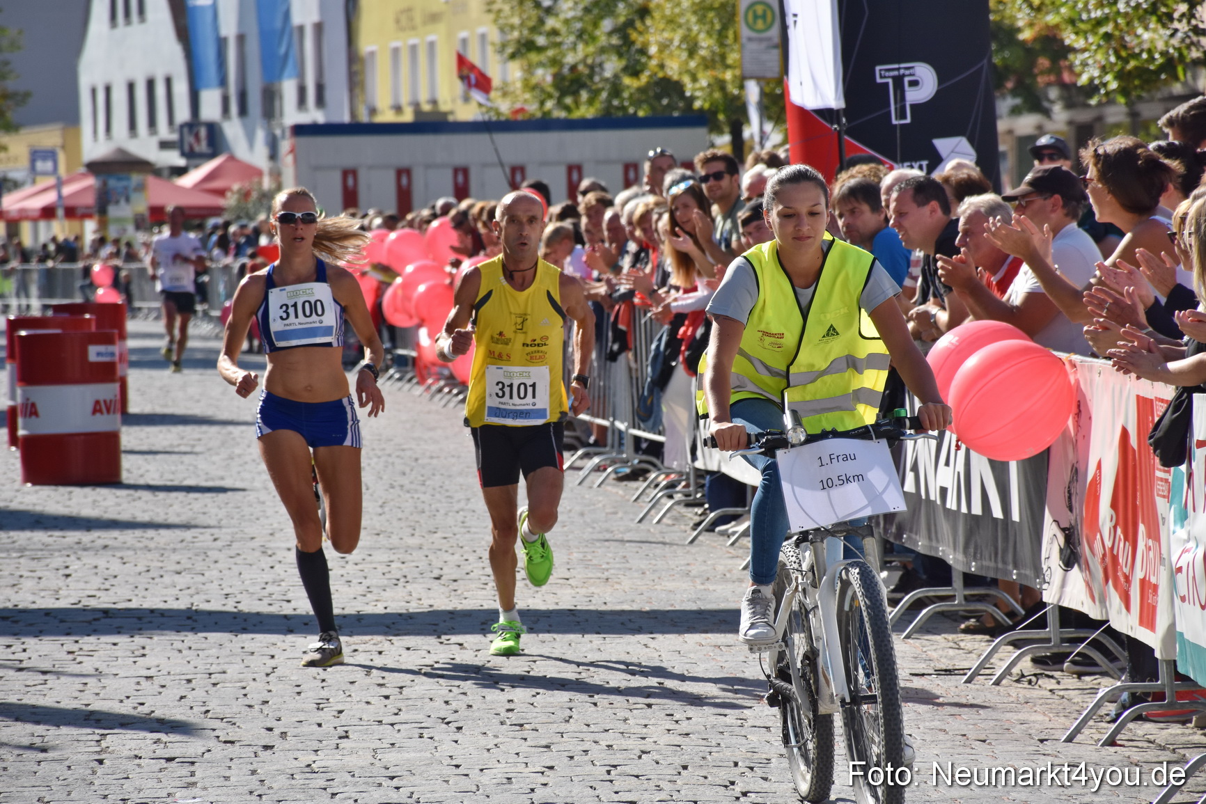 Zieleinlauf Stadtlauf Neumarkt 2018 0191