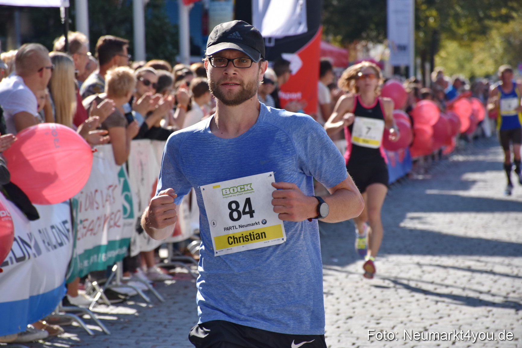 Zieleinlauf Stadtlauf Neumarkt 2018 0222