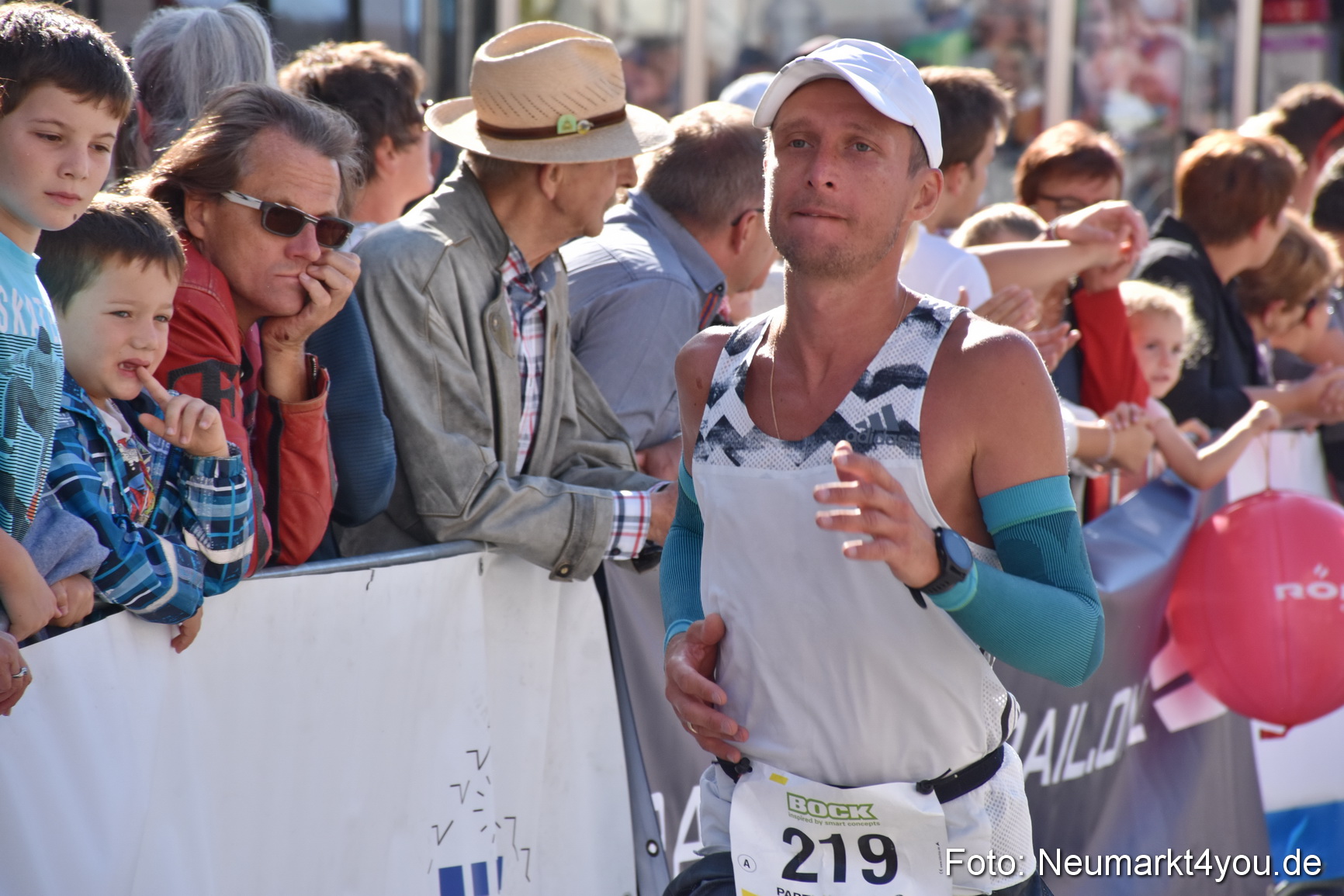Zieleinlauf Stadtlauf Neumarkt 2018 0225